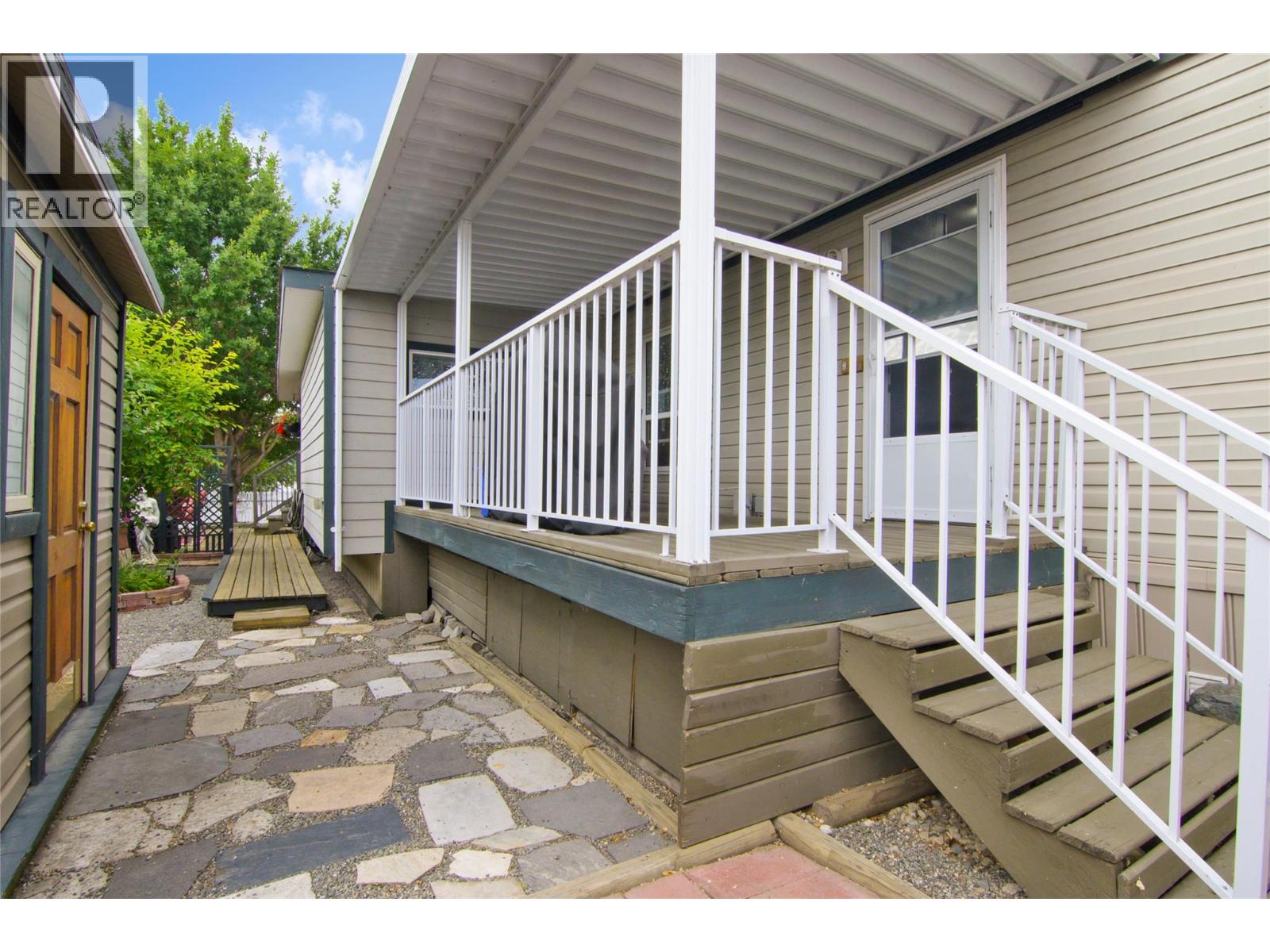 2035 Boucherie Road Unit# 132 Property Photo 17