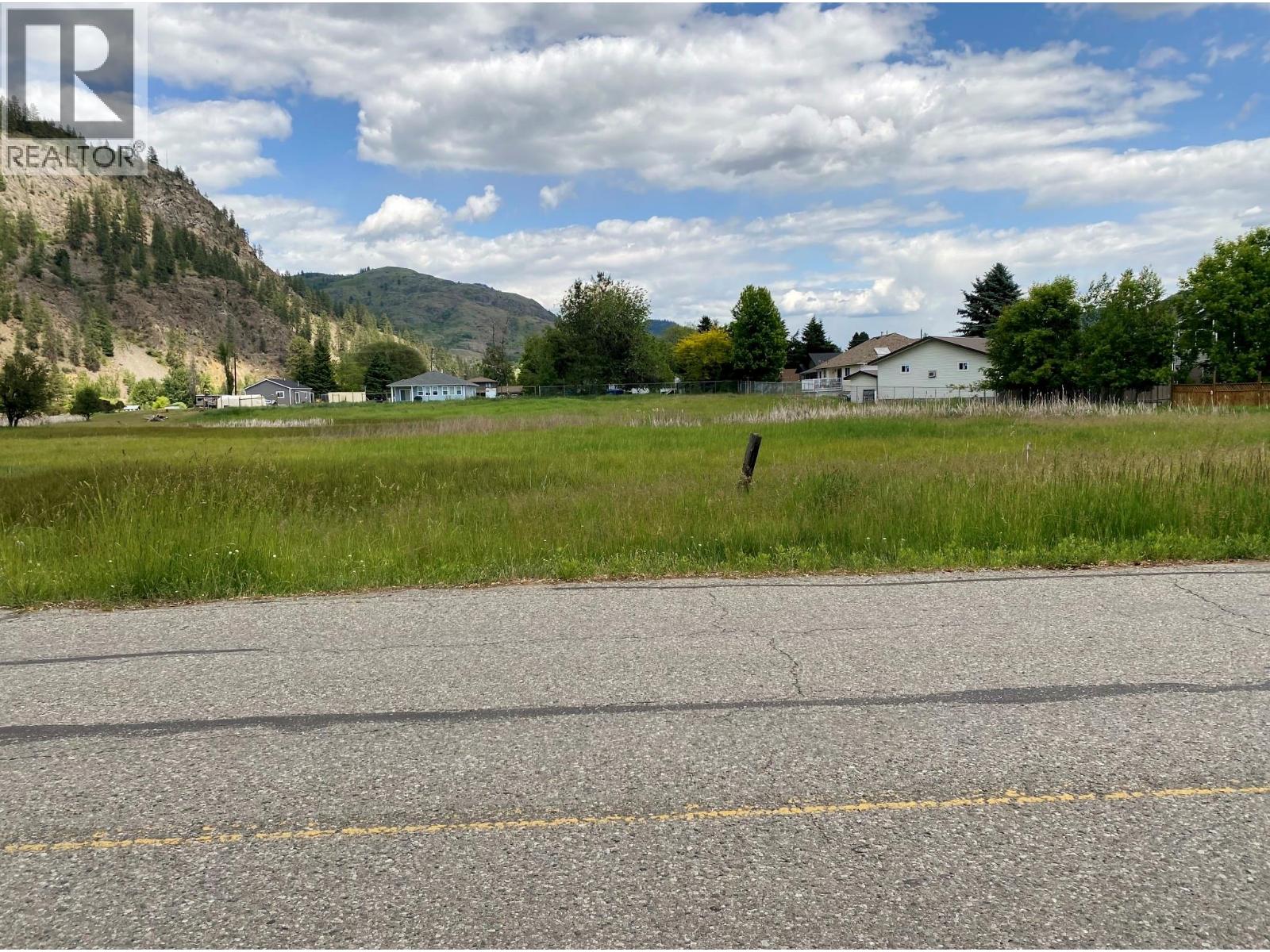 Lot 1 17th Street Property Photo 4