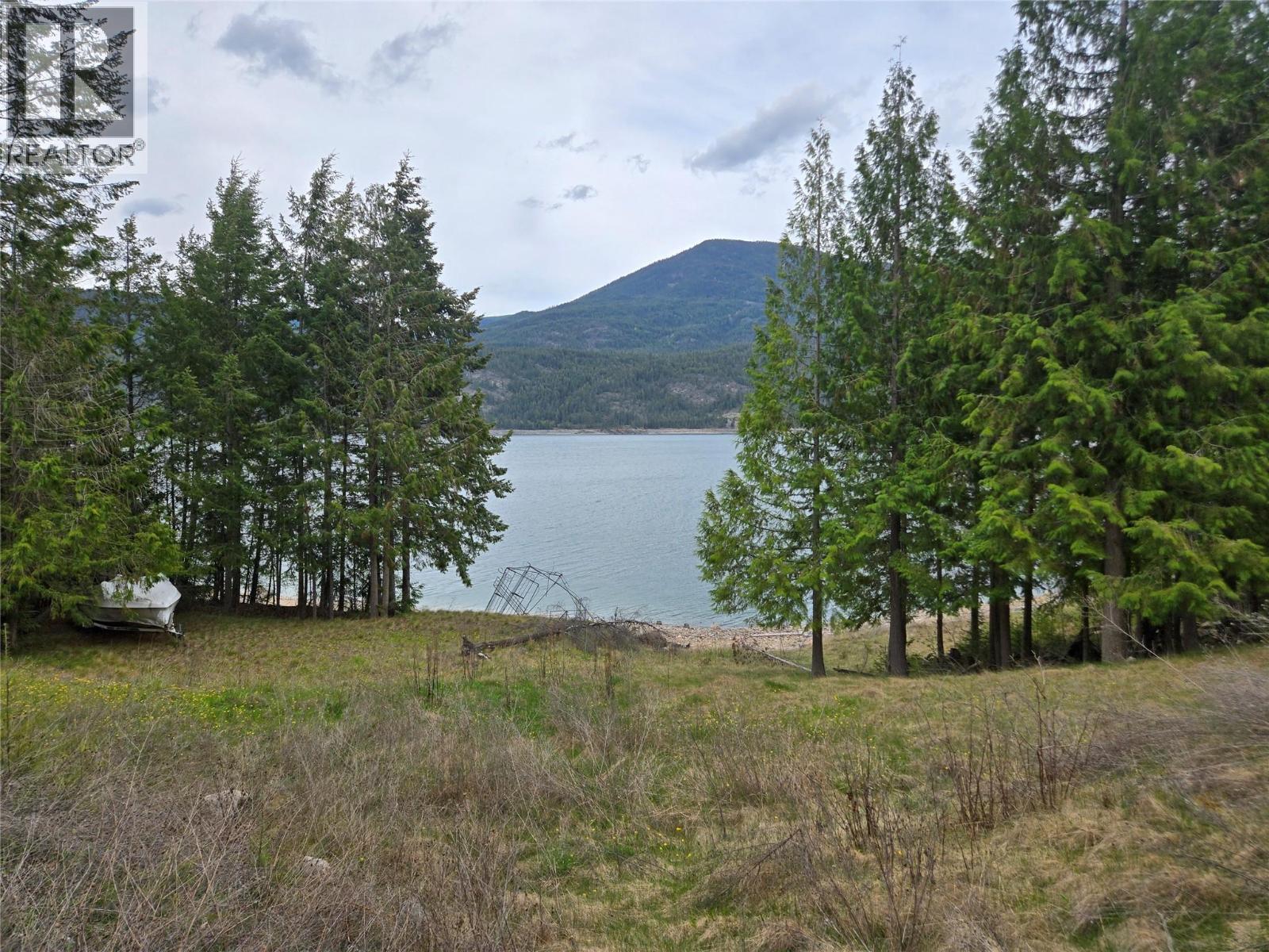 180 Lower Arrow Lake Property Photo 20