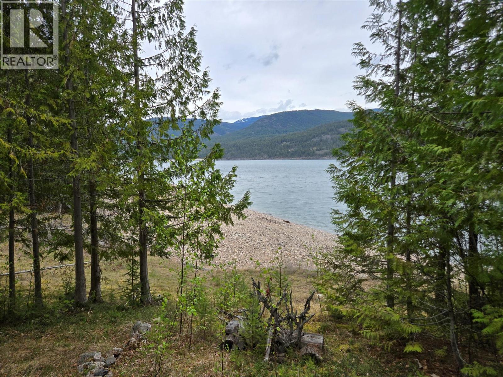 180 Lower Arrow Lake Property Photo 22