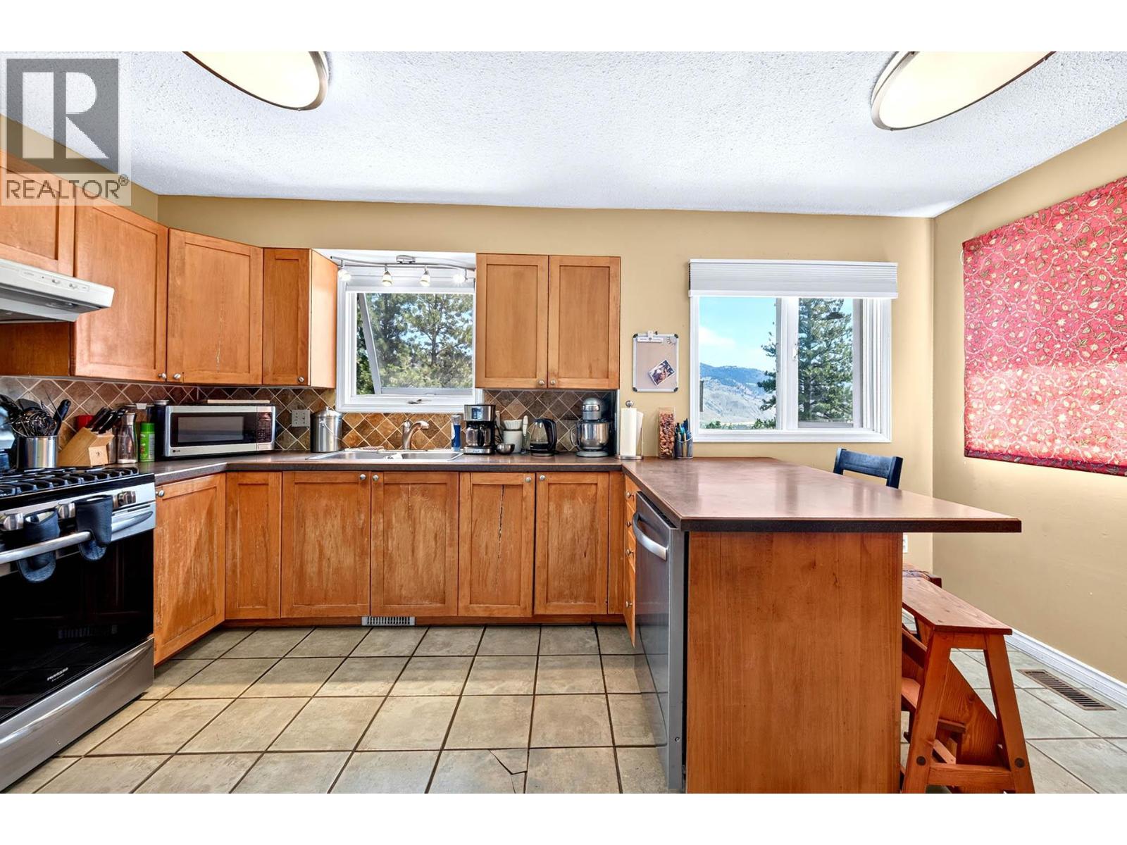 2580 Nechako Drive Property Photo 10