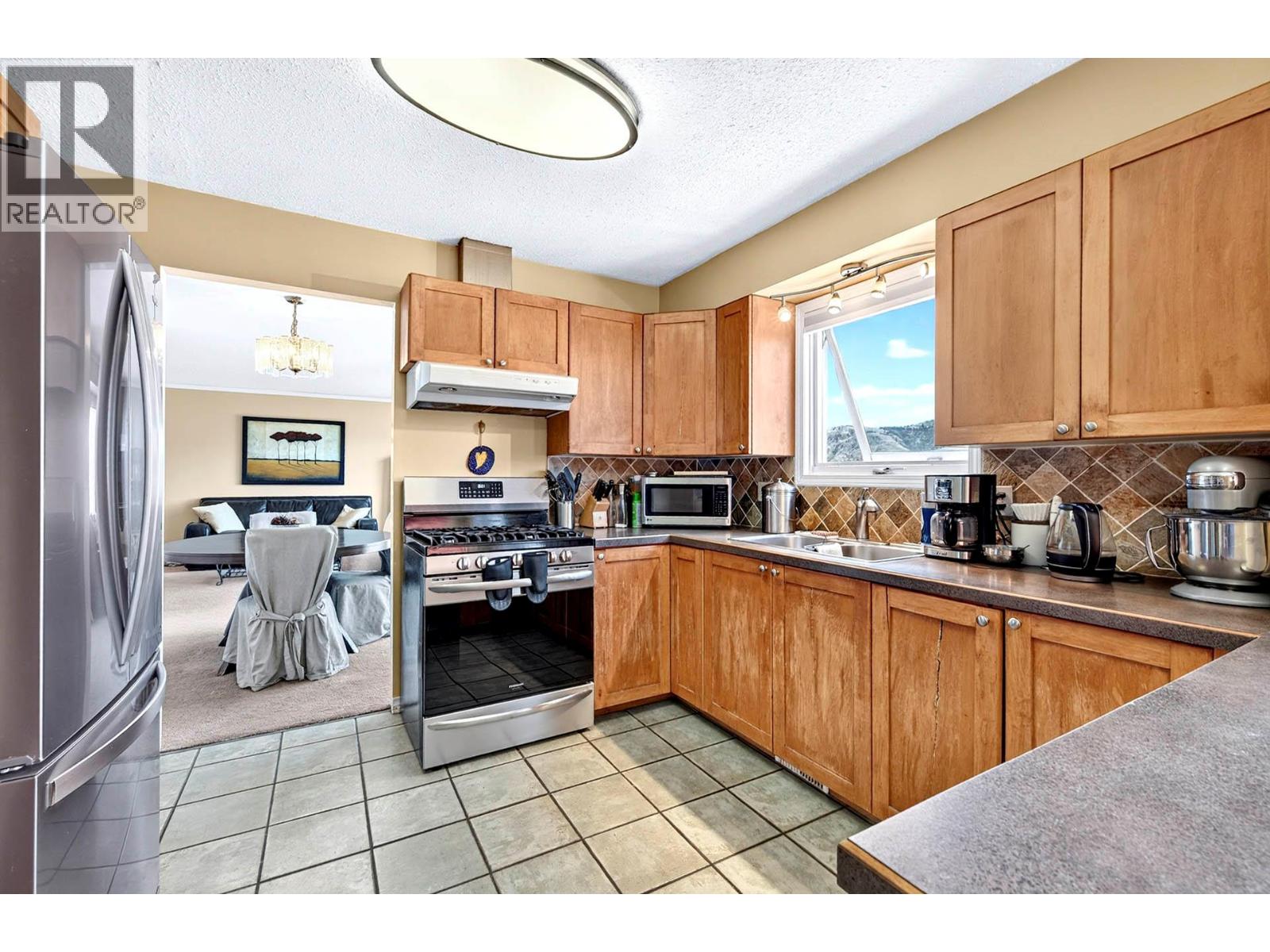 2580 Nechako Drive Property Photo 11