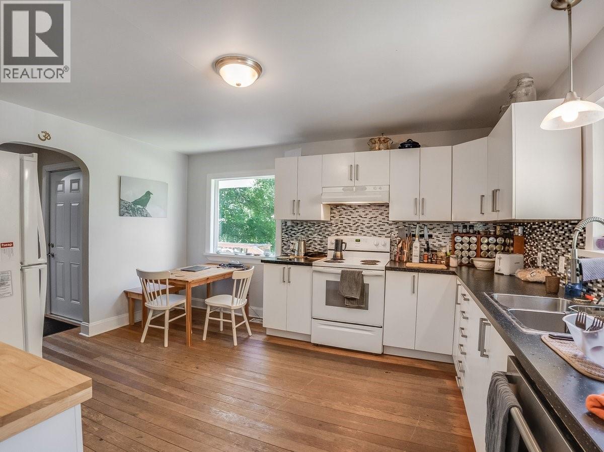 5875 Slocan River Road Property Photo 39