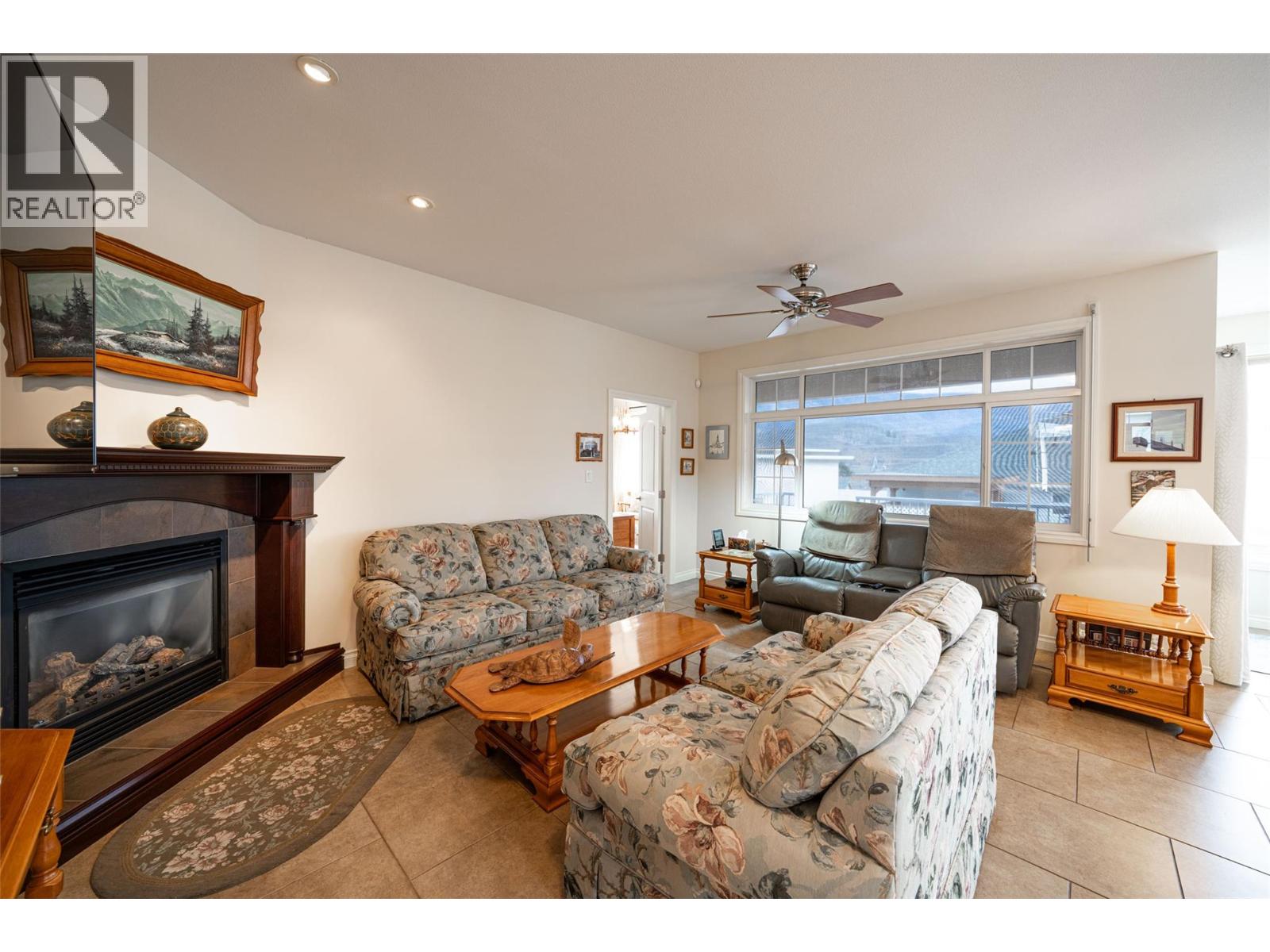 6905 Mountainview Drive Property Photo 4