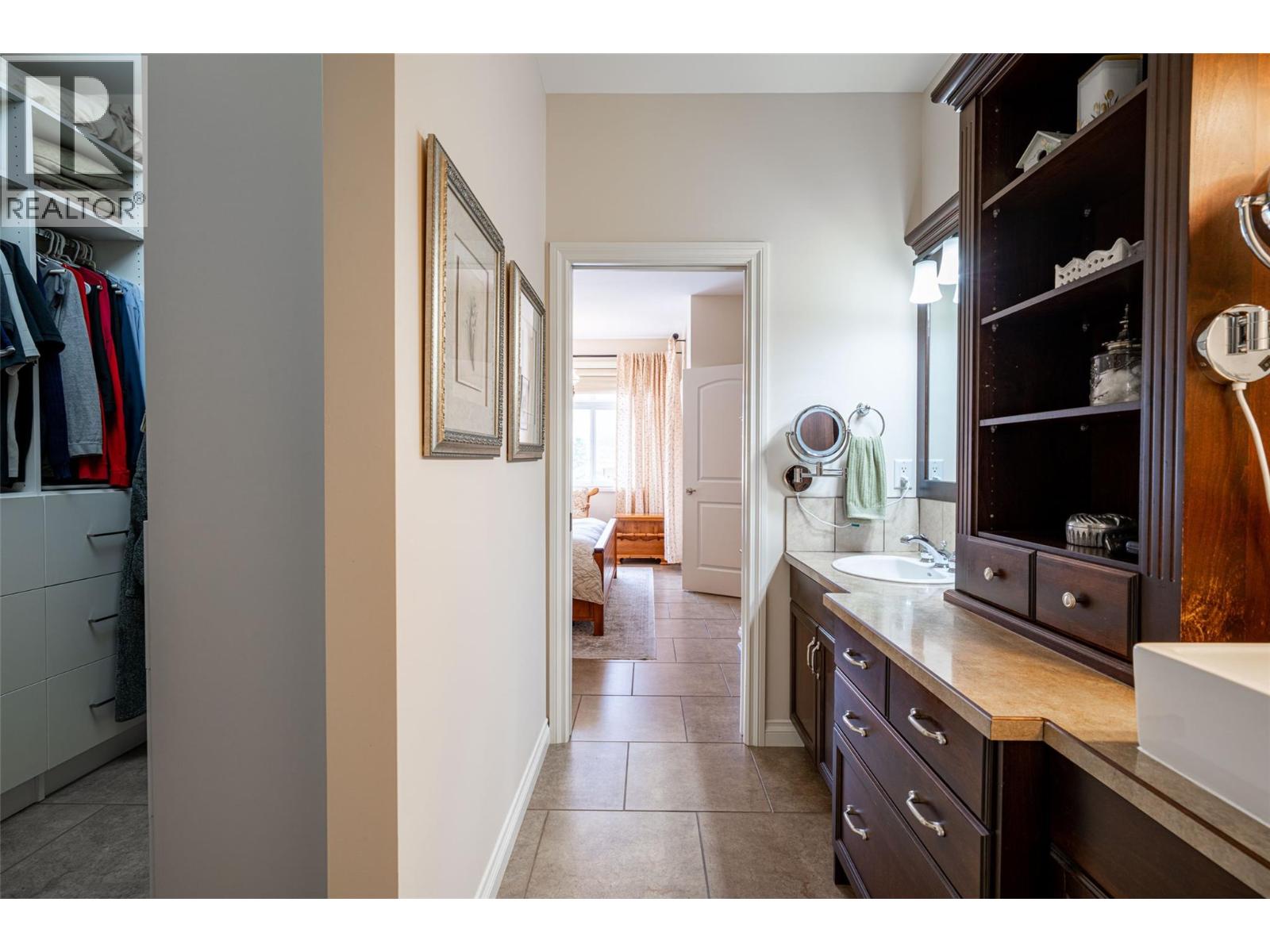 6905 Mountainview Drive Property Photo 13