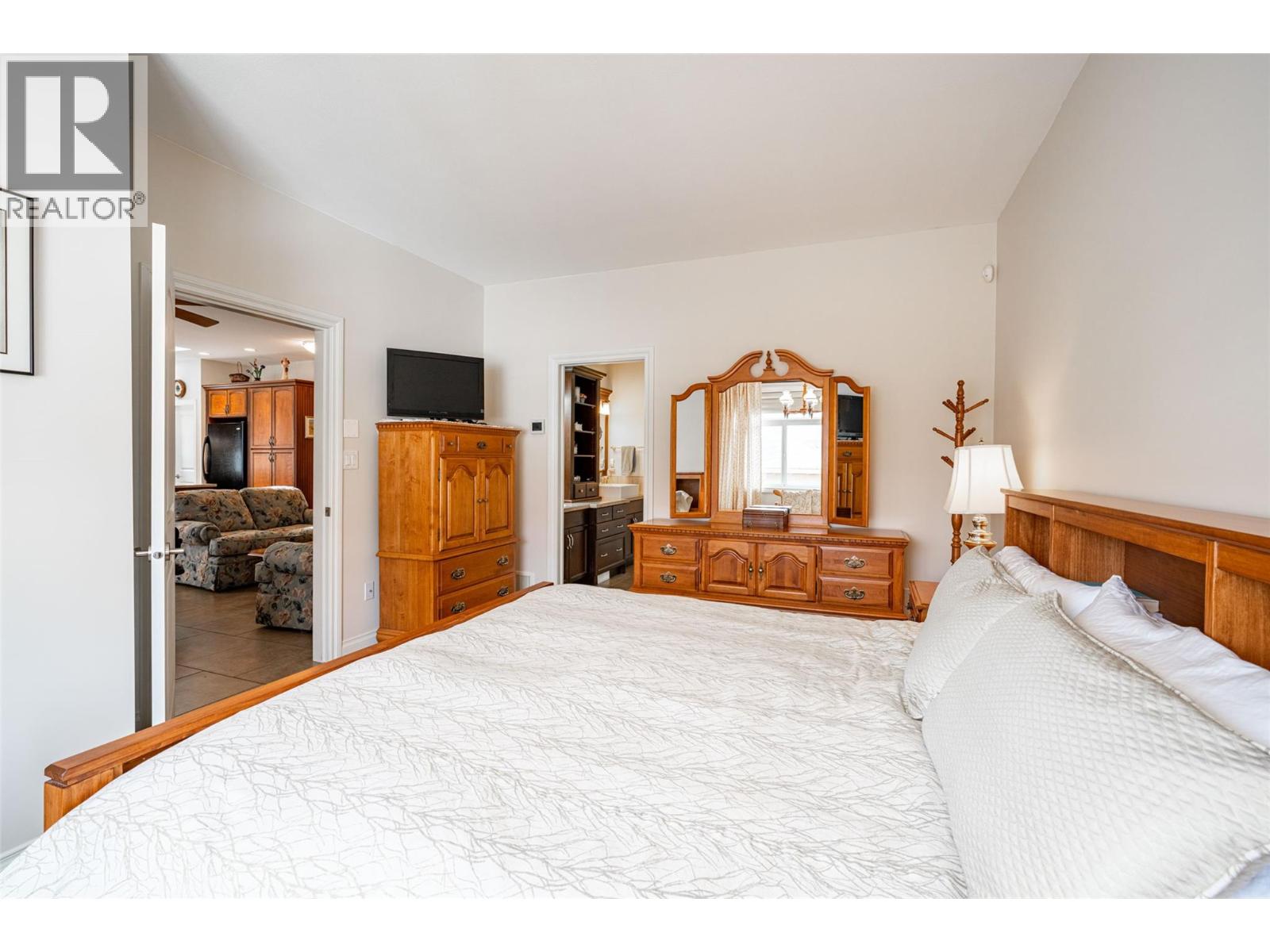 6905 Mountainview Drive Property Photo 14