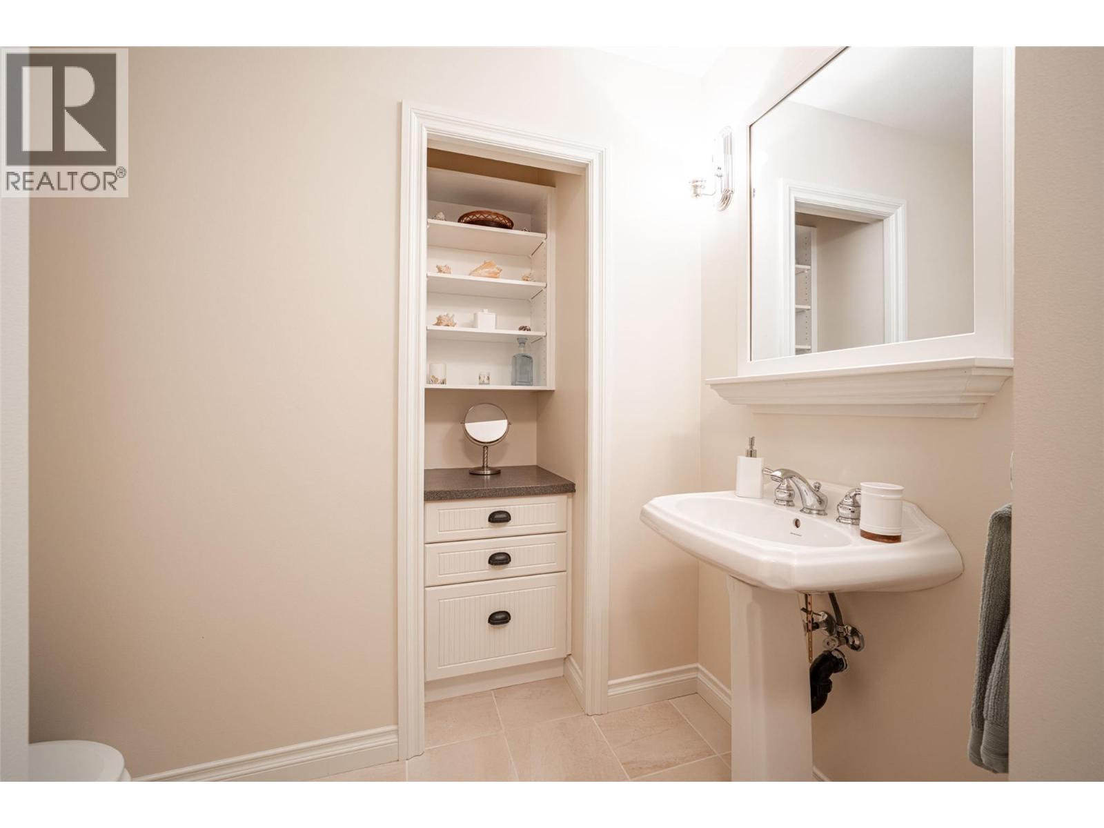 6905 Mountainview Drive Property Photo 40