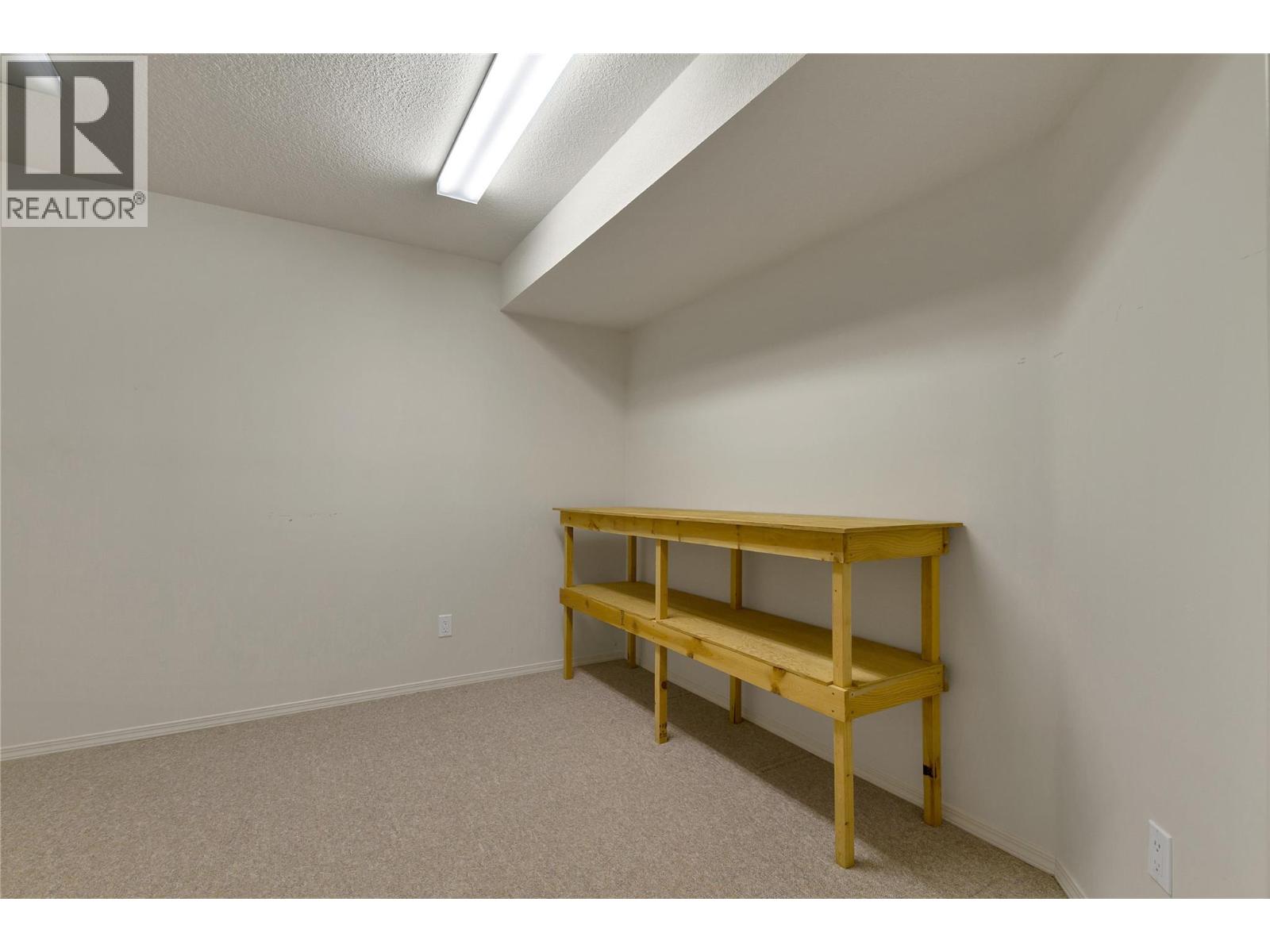 2710 Allenby Way Unit# 16 Property Photo 28