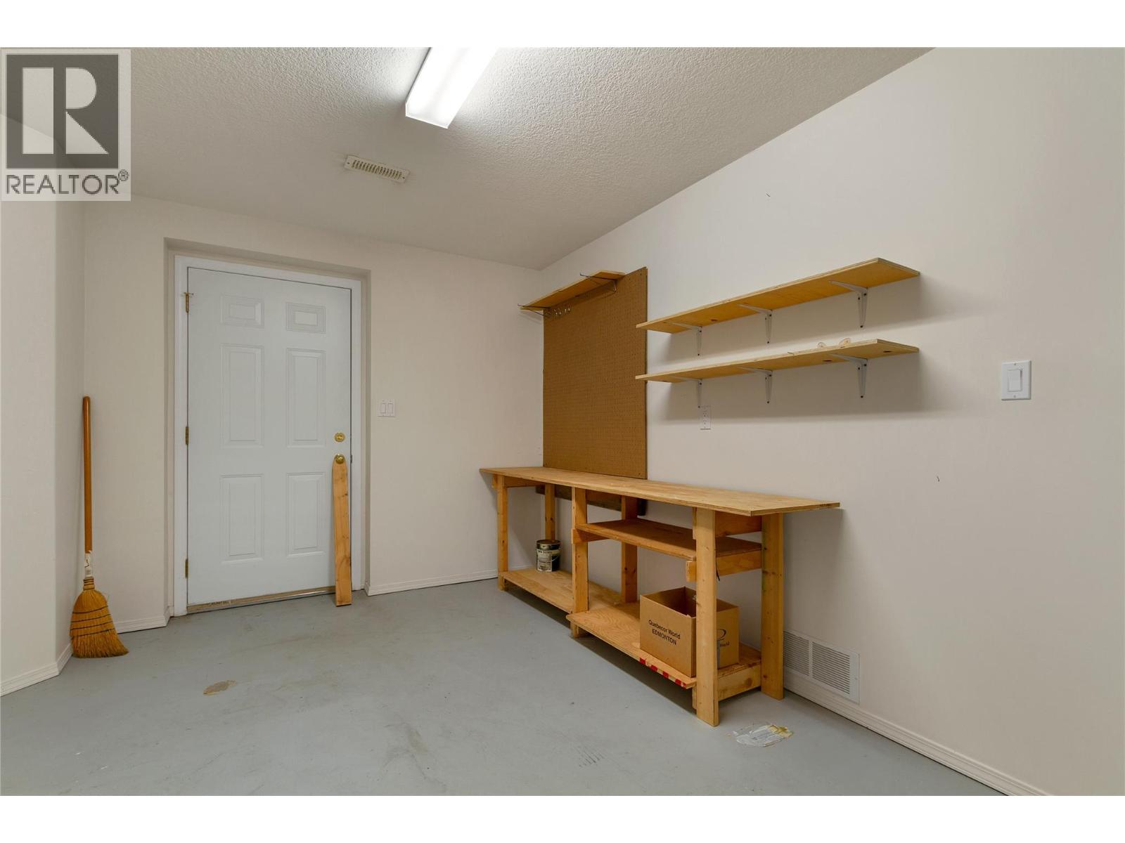 2710 Allenby Way Unit# 16 Property Photo 31