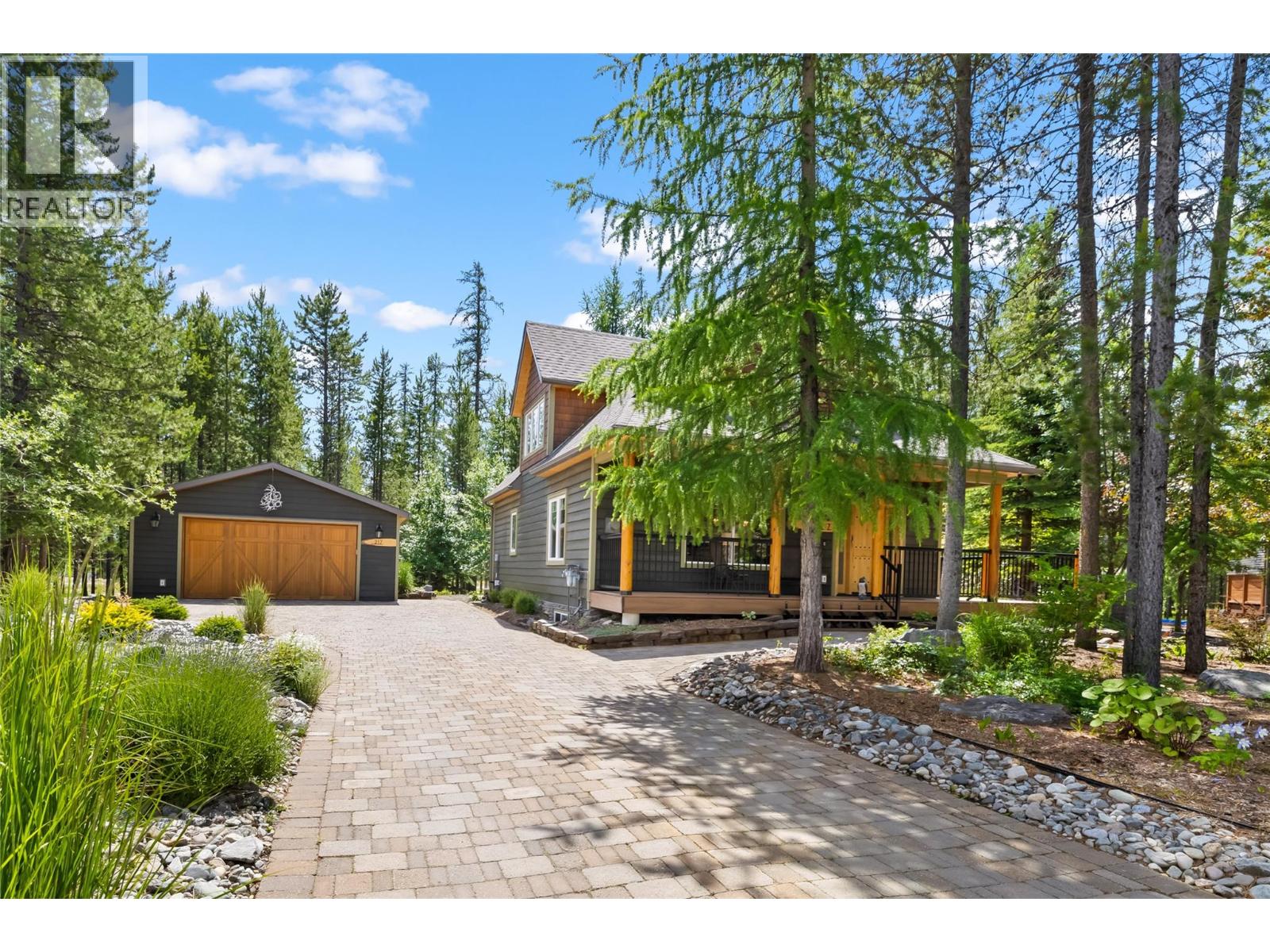 217 Forest Crowne Close