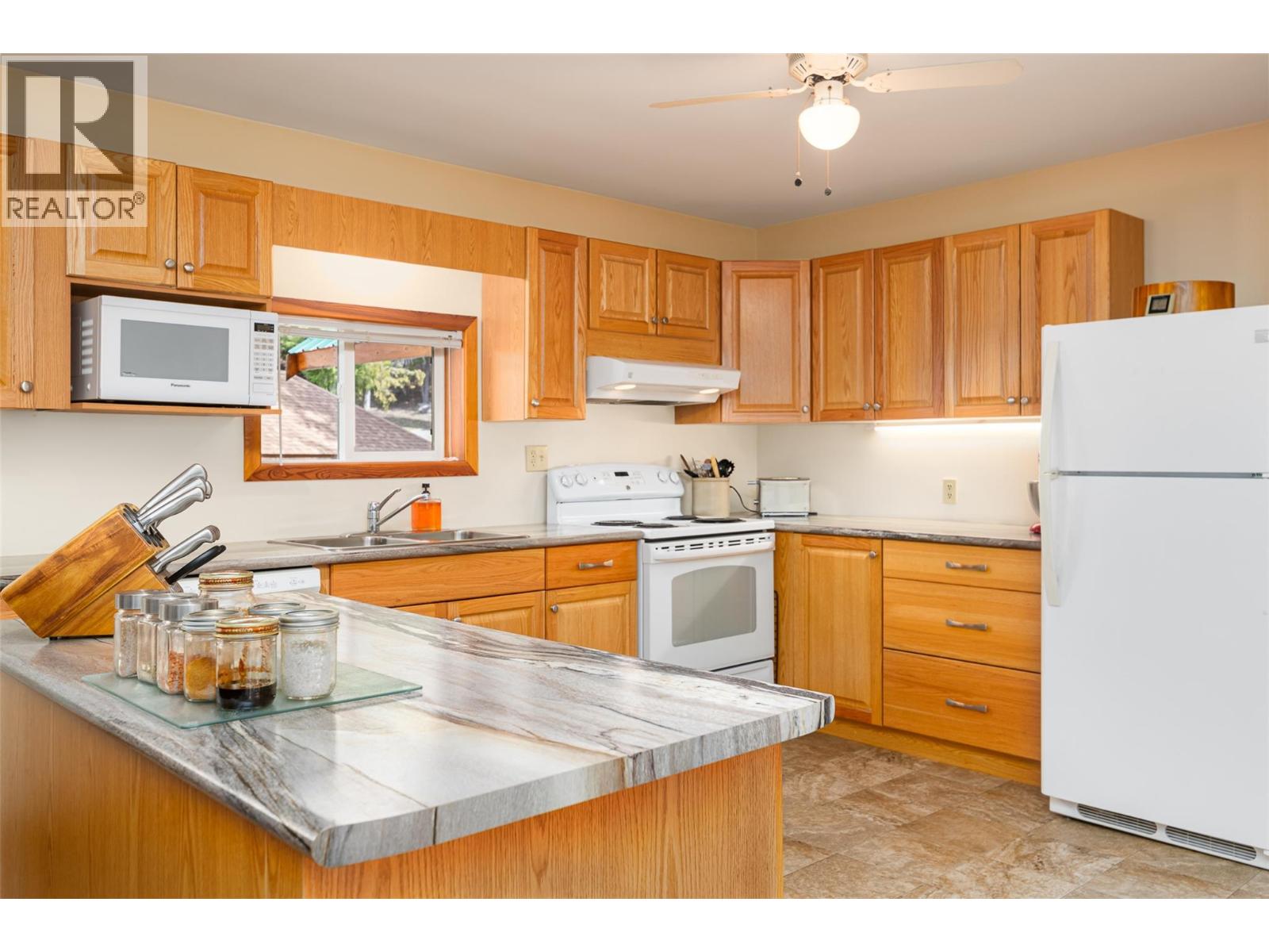 7470 3 Highway Property Photo 6