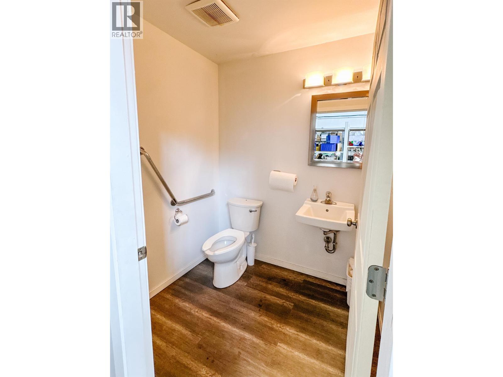 210 Lougheed Road Unit# 110 Property Photo 6