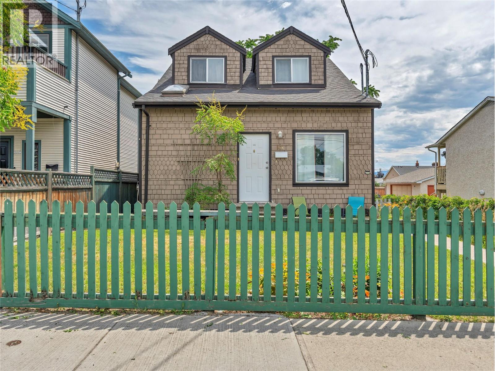 506 NELSON Avenue