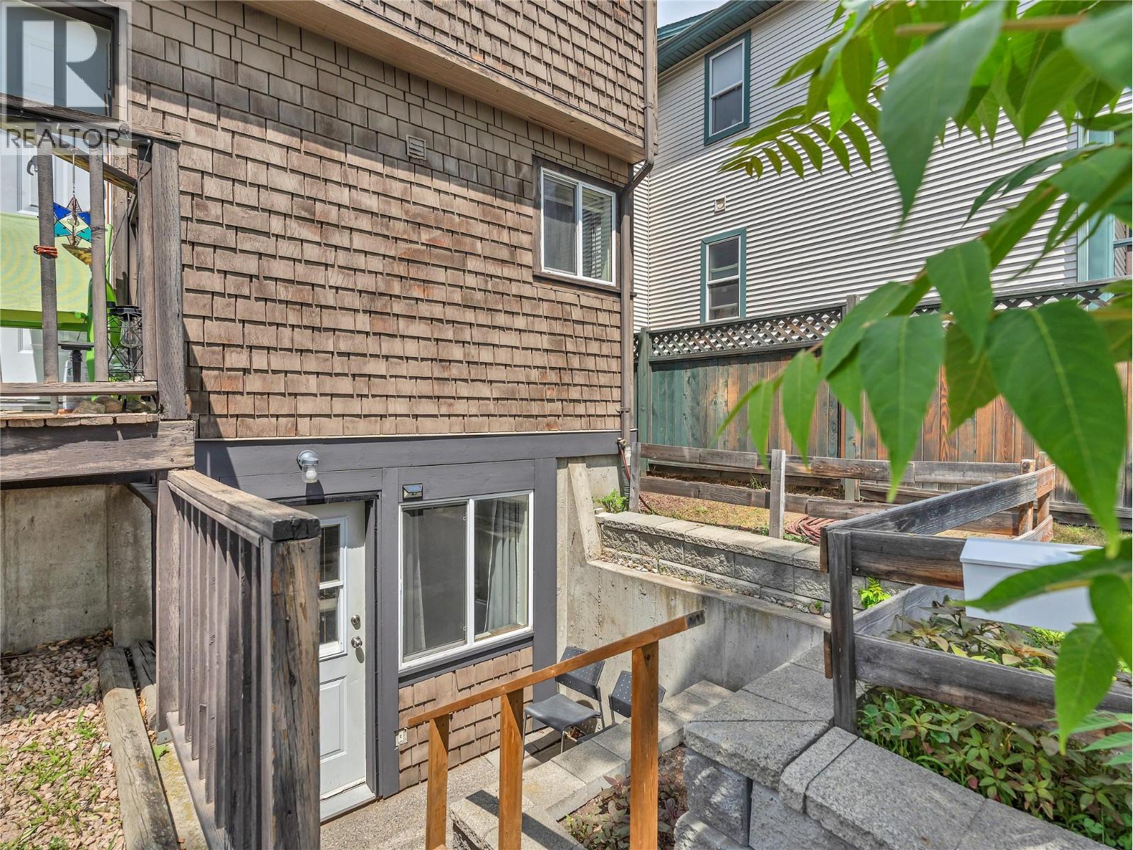 506 Nelson Avenue Property Photo 21