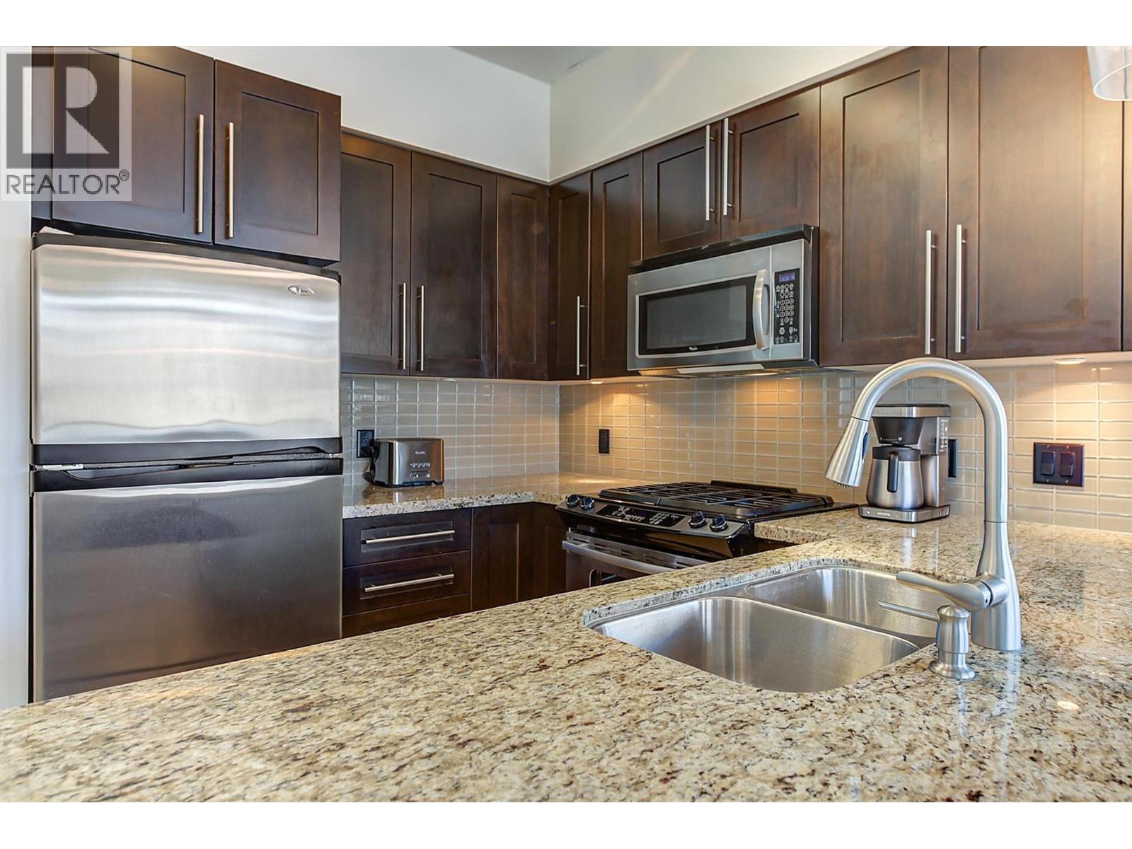 1075 Sunset Drive Unit# 2408 Property Photo 12