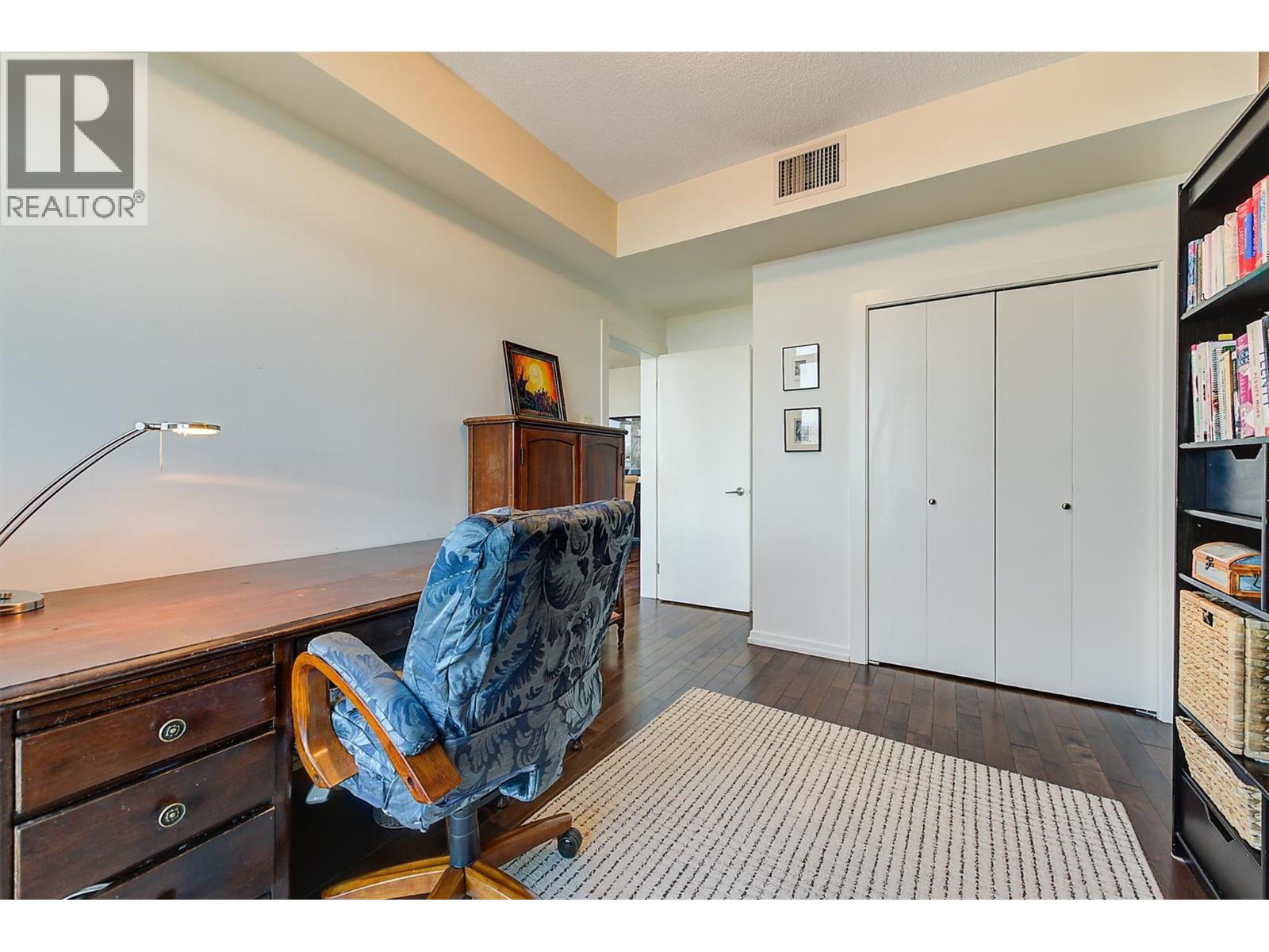 1075 Sunset Drive Unit# 2408 Property Photo 23