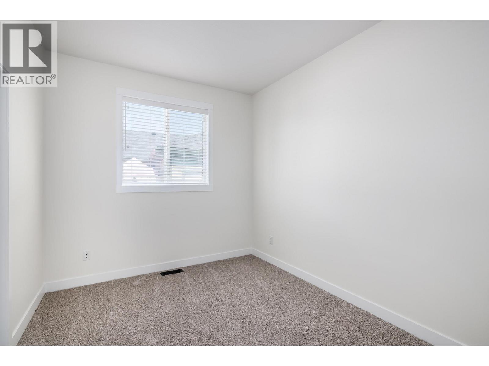 3207 Shetland Road Property Photo 15