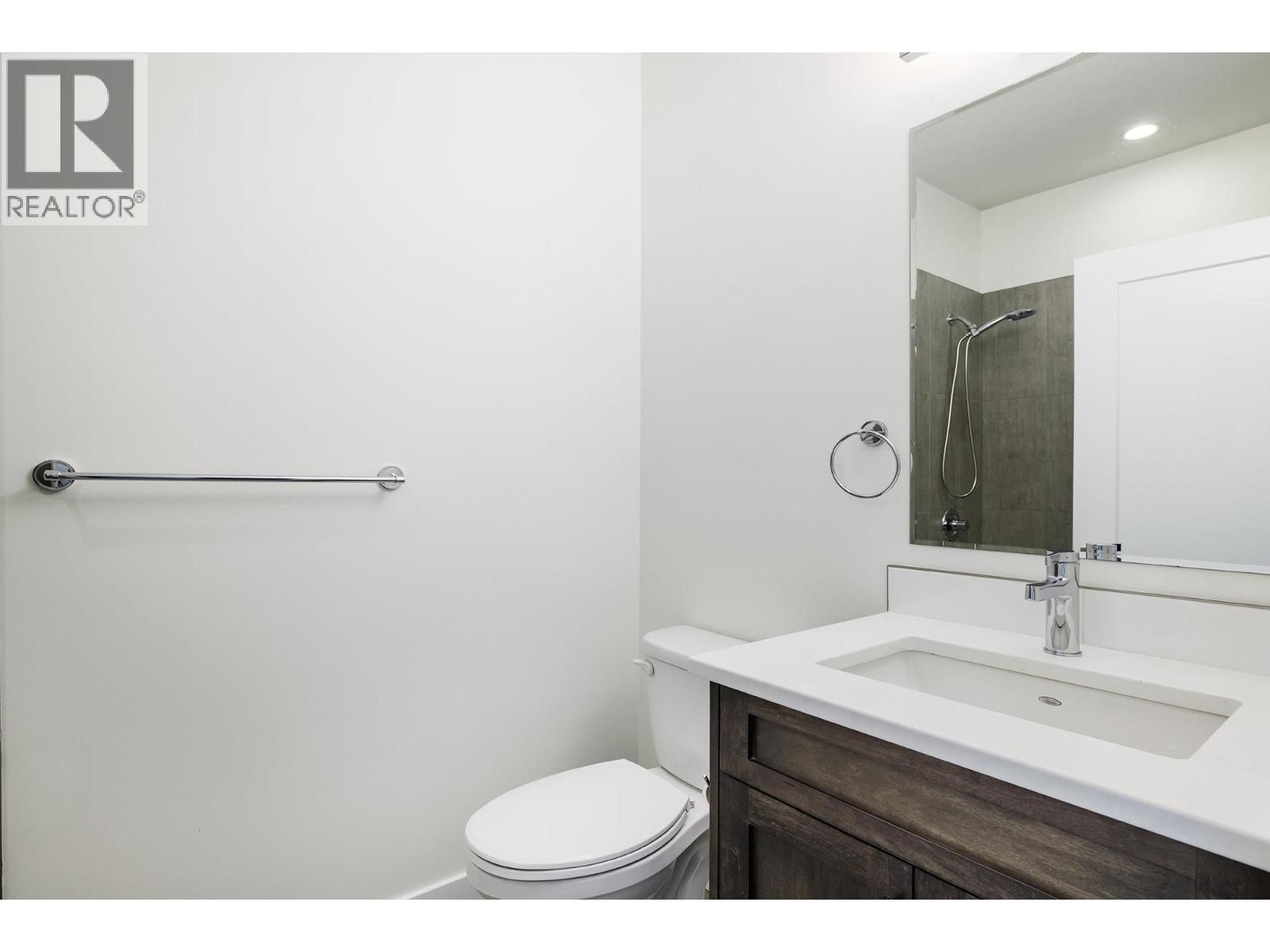 3207 Shetland Road Property Photo 17