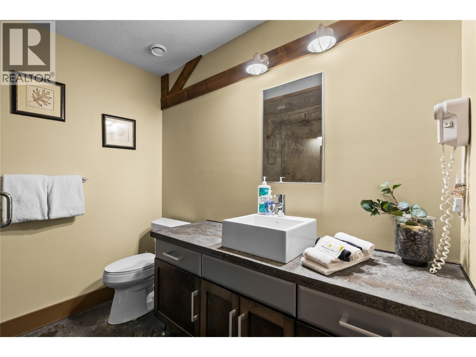 5085 Snowbird Way Unit# 103 Property Photo 23