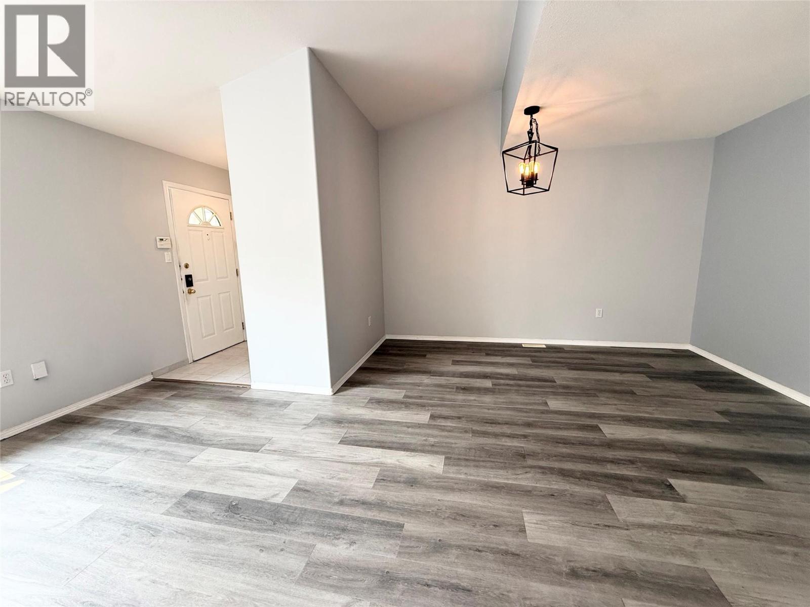 2760 Voght Street Unit# 6 Property Photo 1