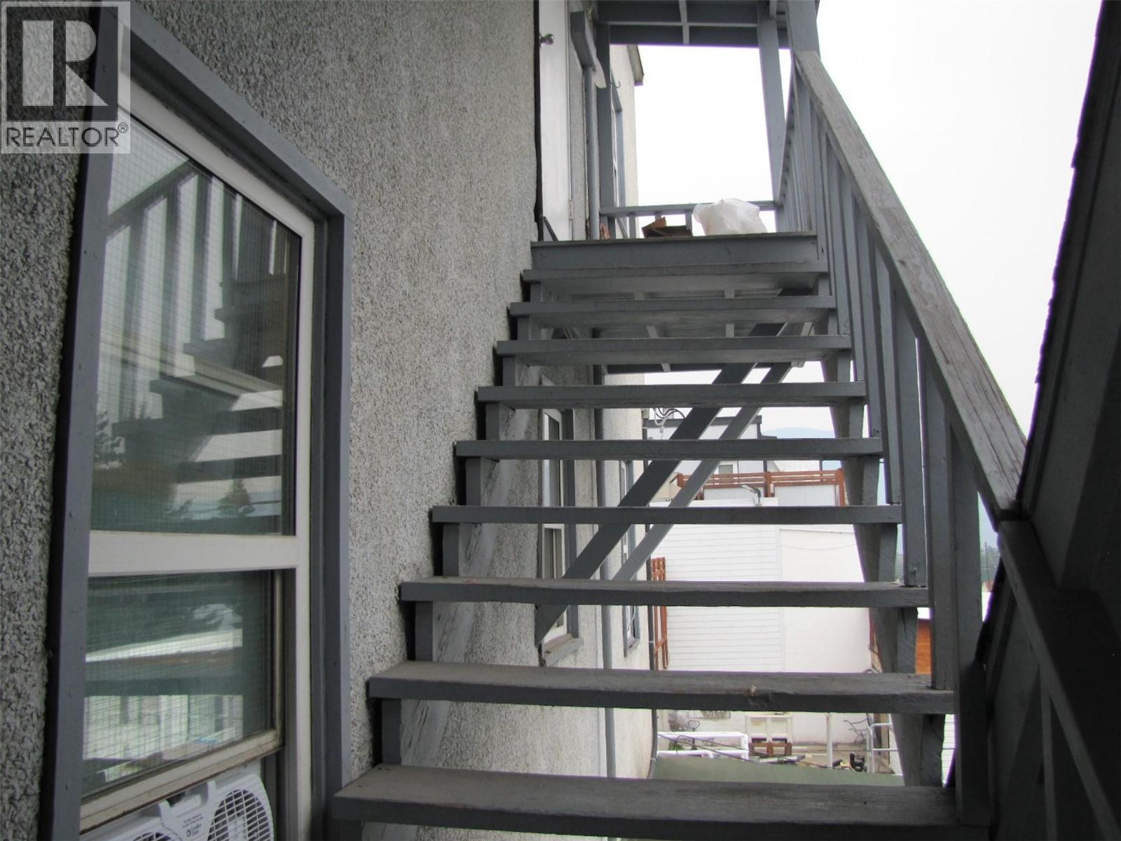 860 Schofield Highway Property Photo 11