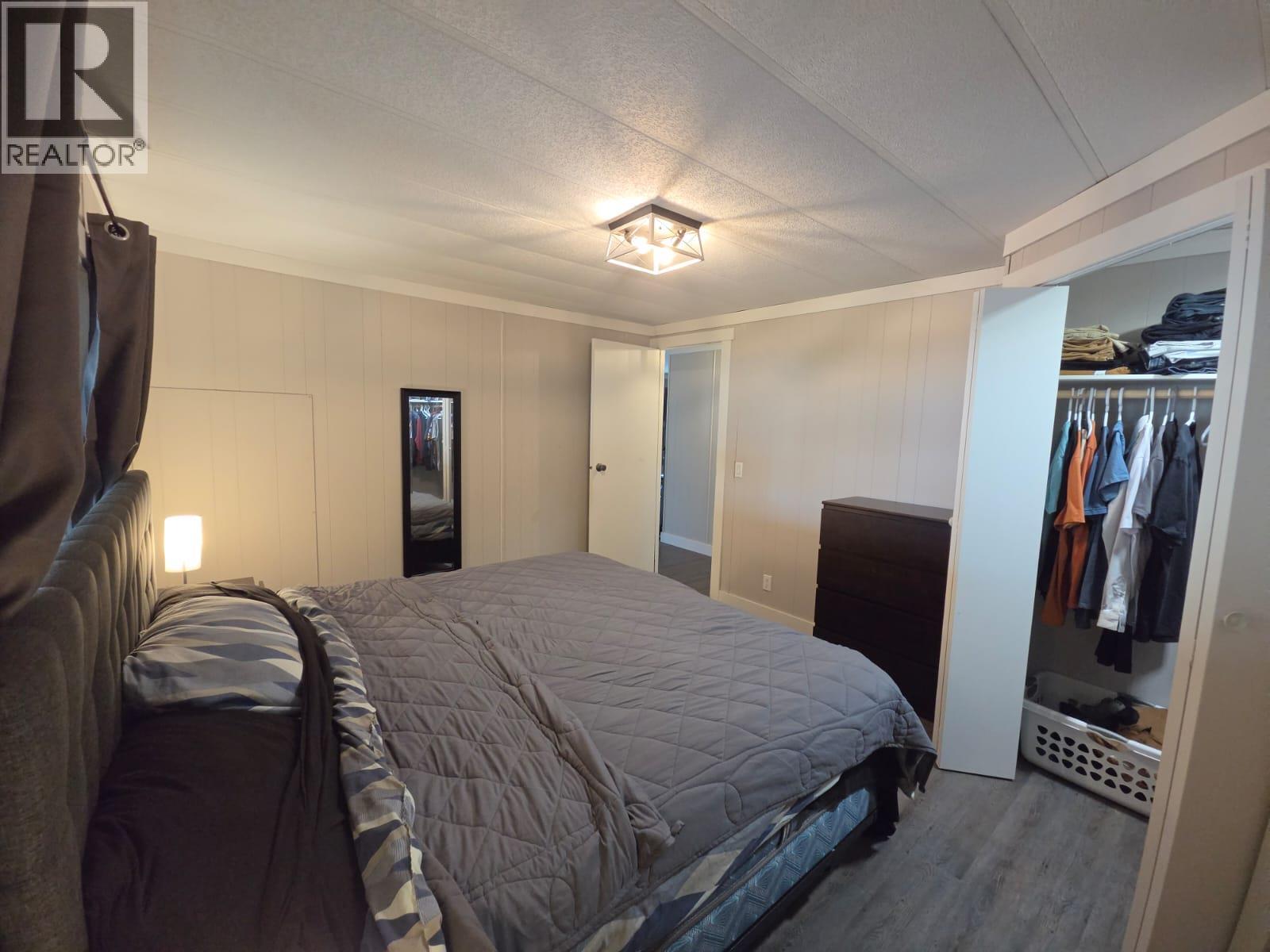 5117 43 Street Ne Property Photo 18