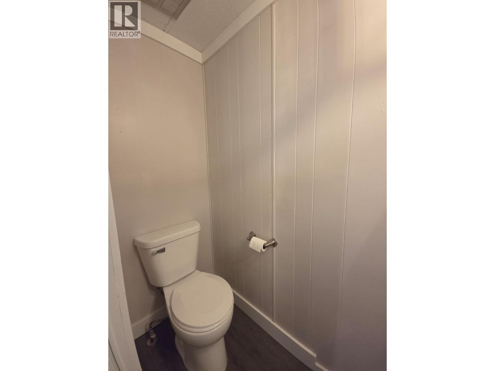 5117 43 Street Ne Property Photo 24