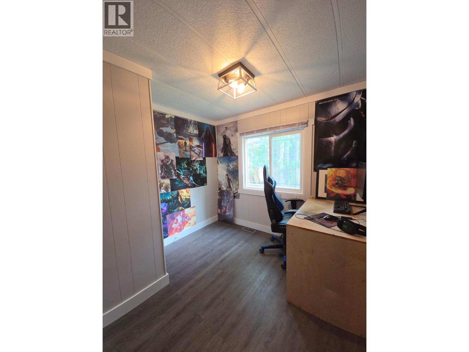5117 43 Street Ne Property Photo 28