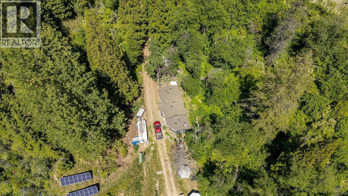 1385 Pass Creek Road Property Photo 3