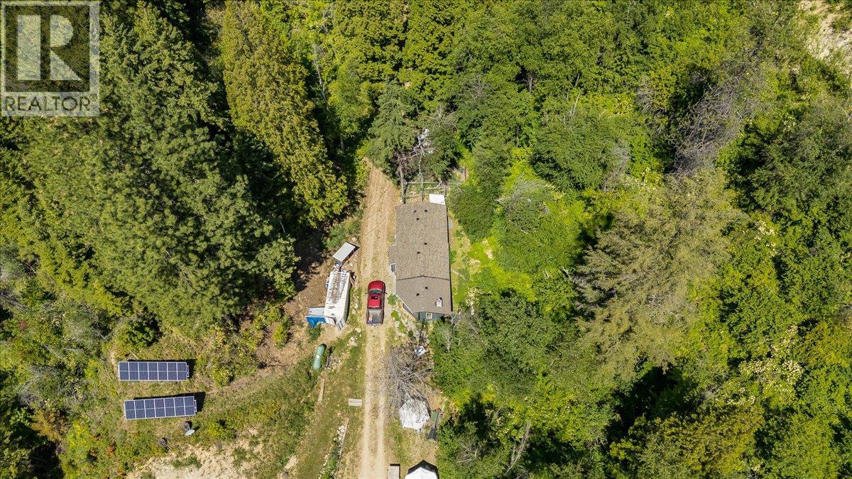 1385 Pass Creek Road Property Photo 4