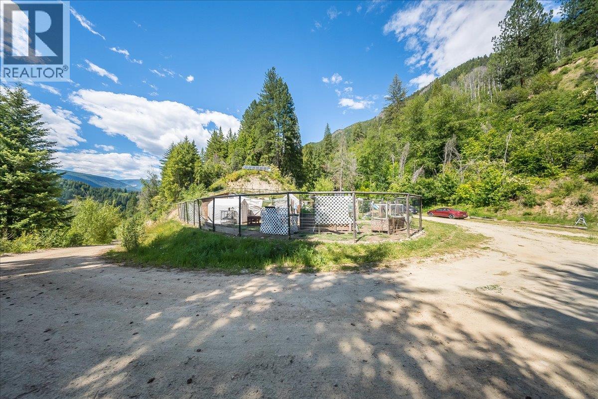 1385 Pass Creek Road Property Photo 23