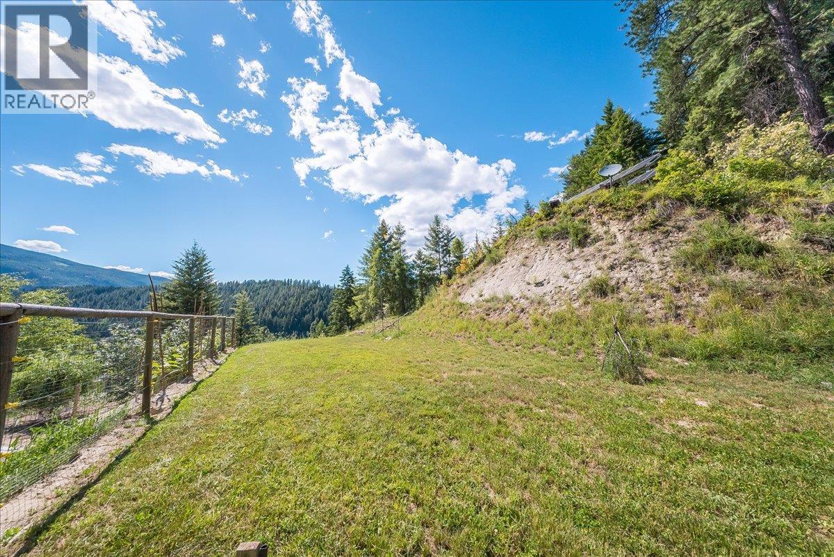 1385 Pass Creek Road Property Photo 27