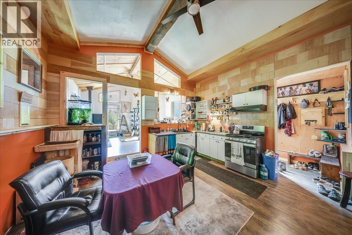 1385 Pass Creek Road Property Photo 43