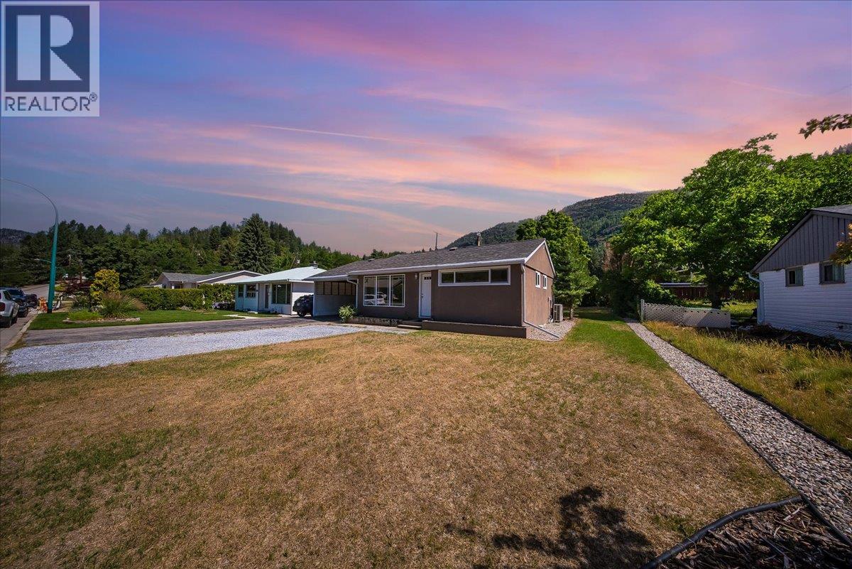 53 Hazlewood Drive Property Photo 1