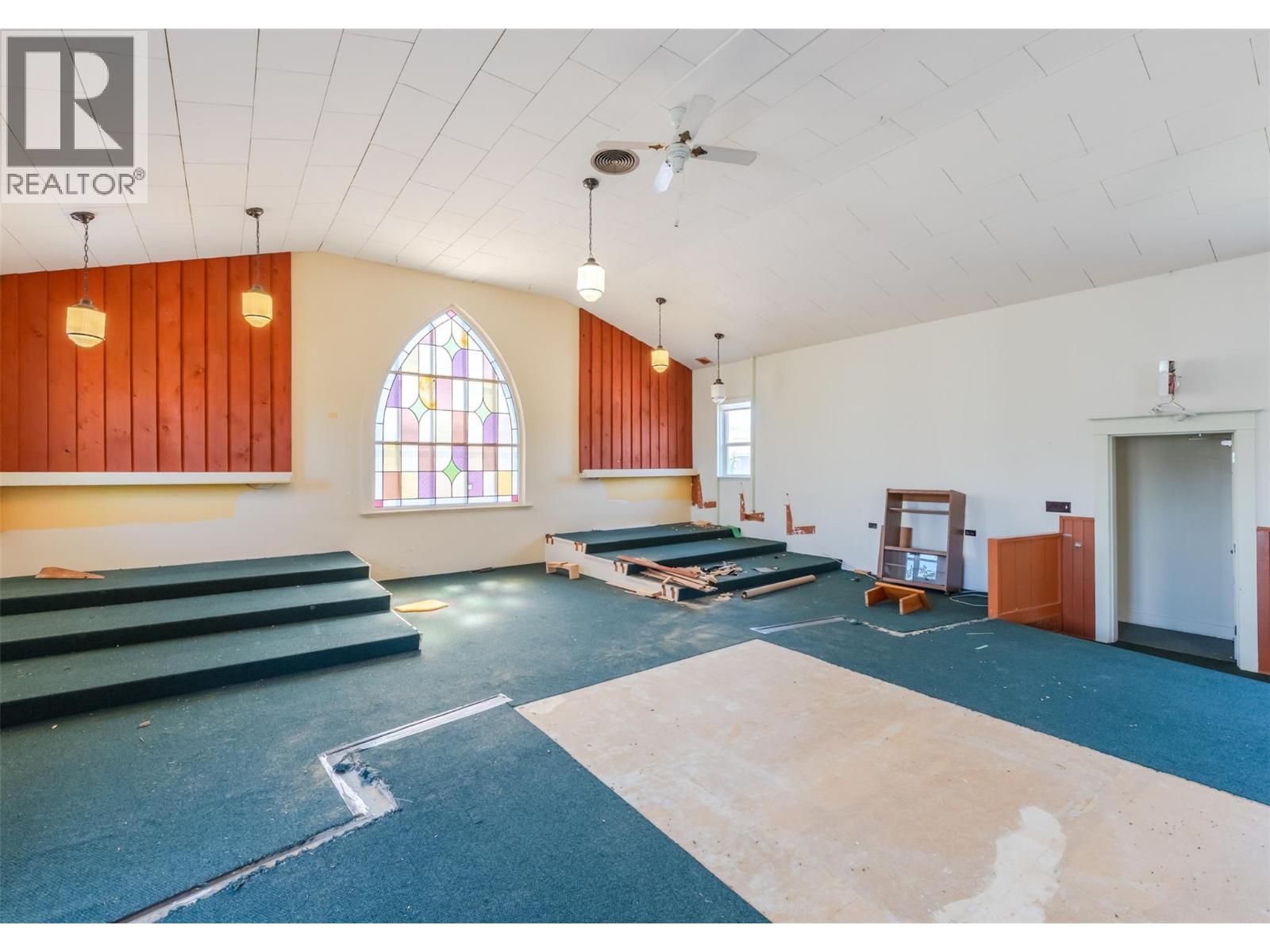 511 & 545 Church Avenue Property Photo 30