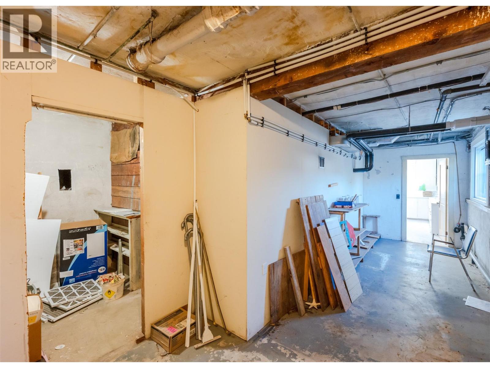 511 & 545 Church Avenue Property Photo 85