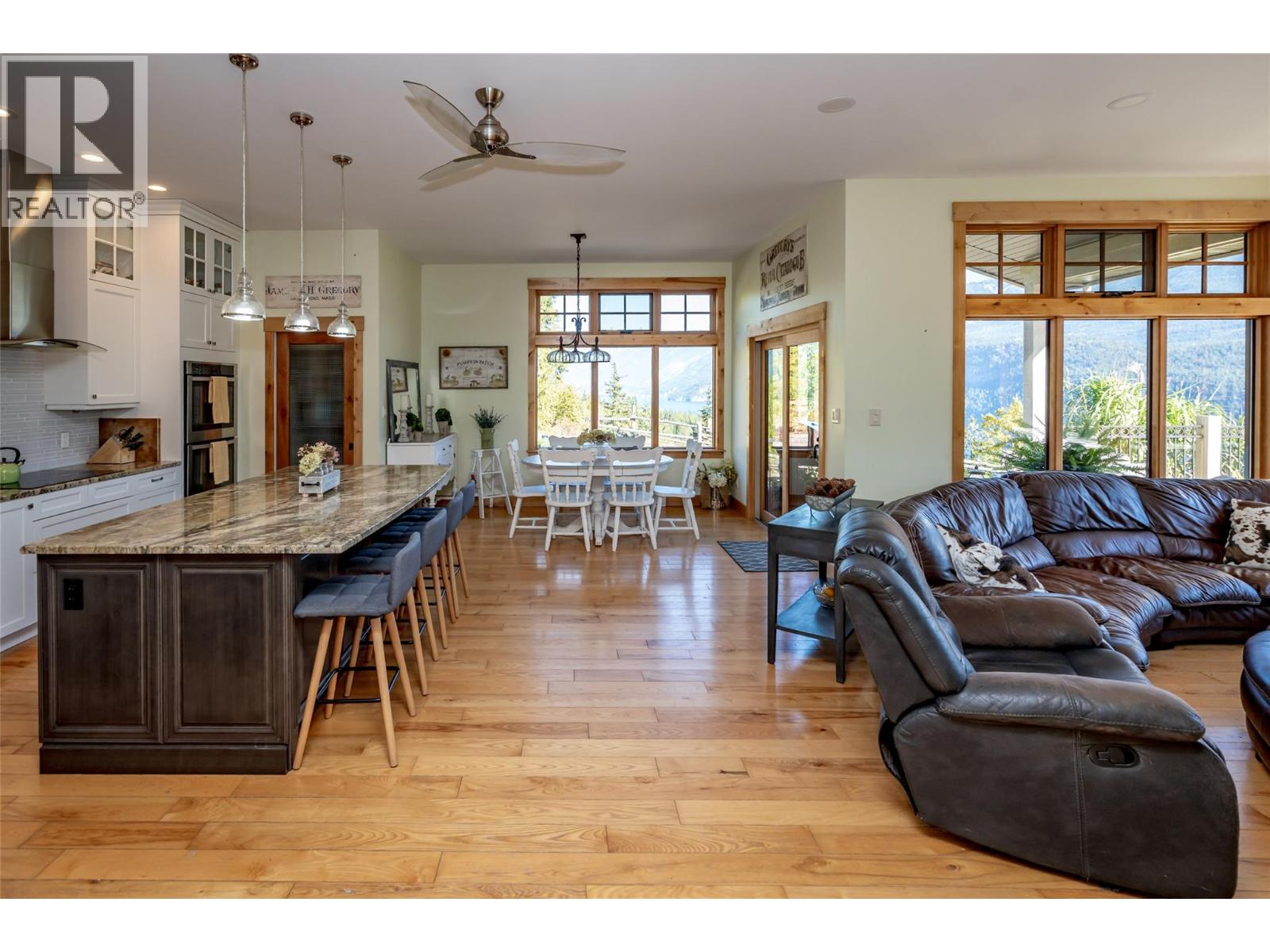 8840 Olson Road Property Photo 10