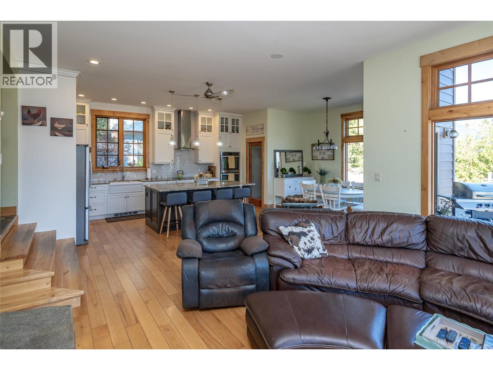 8840 Olson Road Property Photo 15