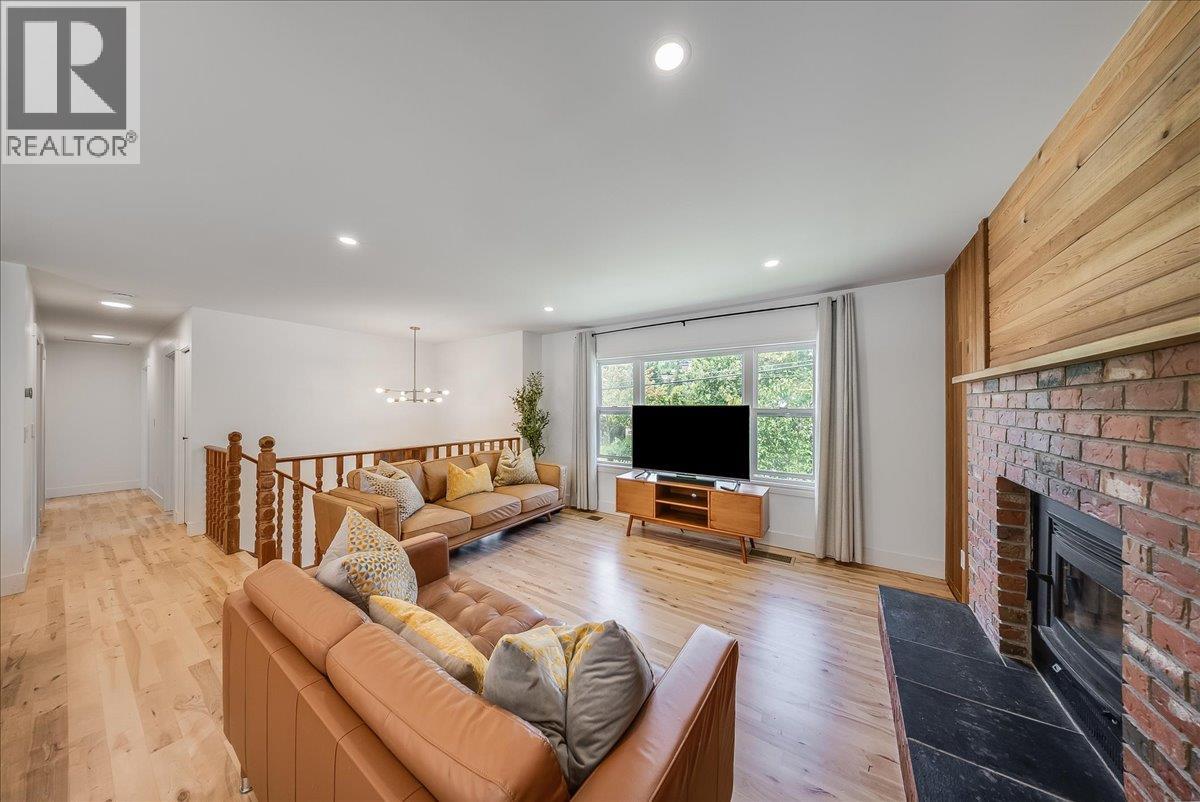 2108 Third Avenue Property Photo 12