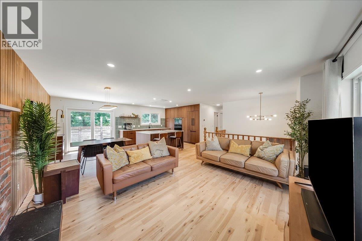 2108 Third Avenue Property Photo 13