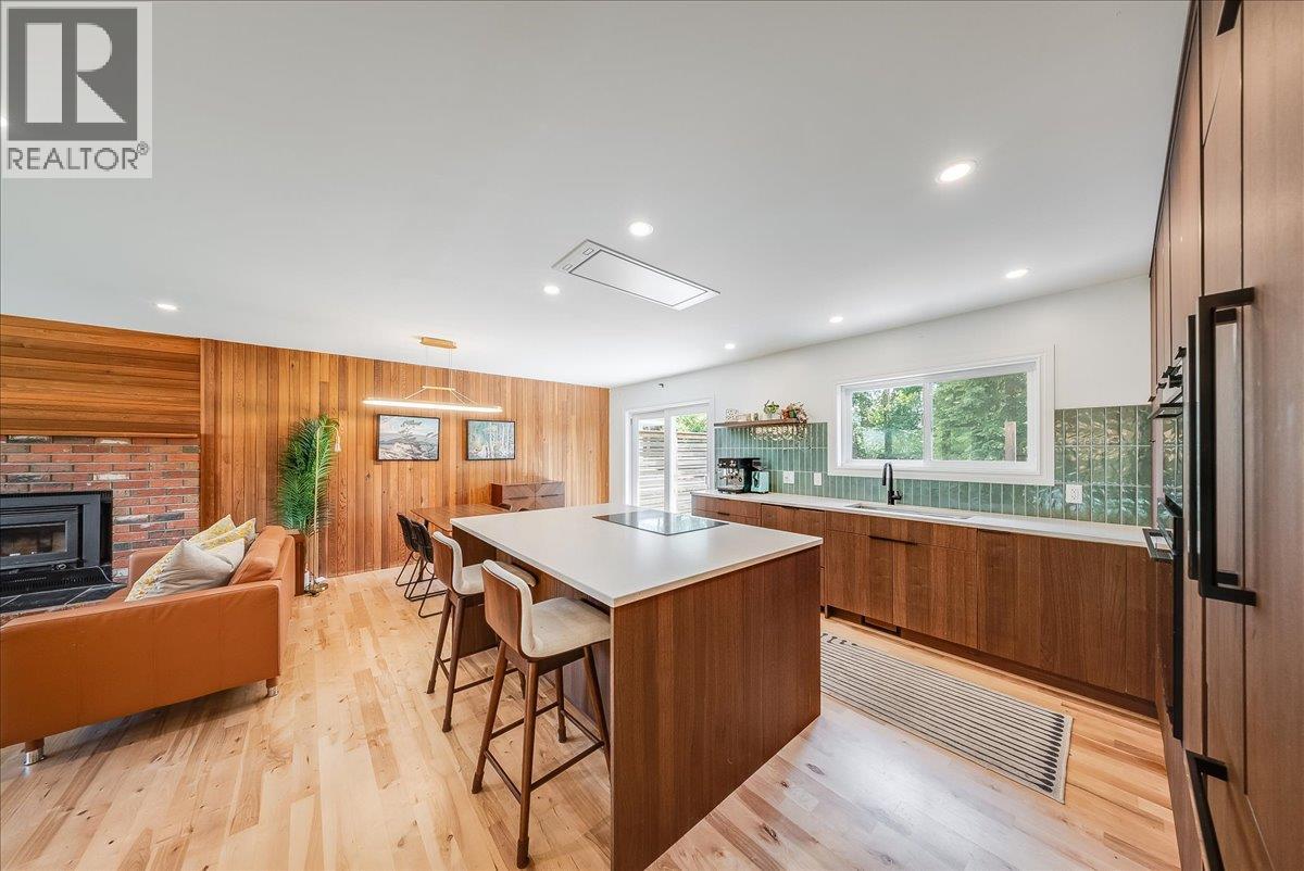 2108 Third Avenue Property Photo 15