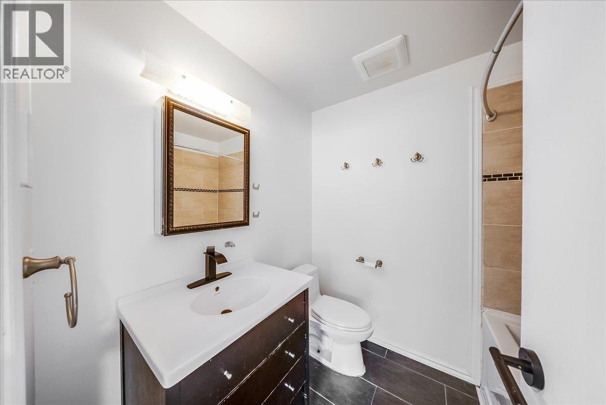 2108 Third Avenue Property Photo 18