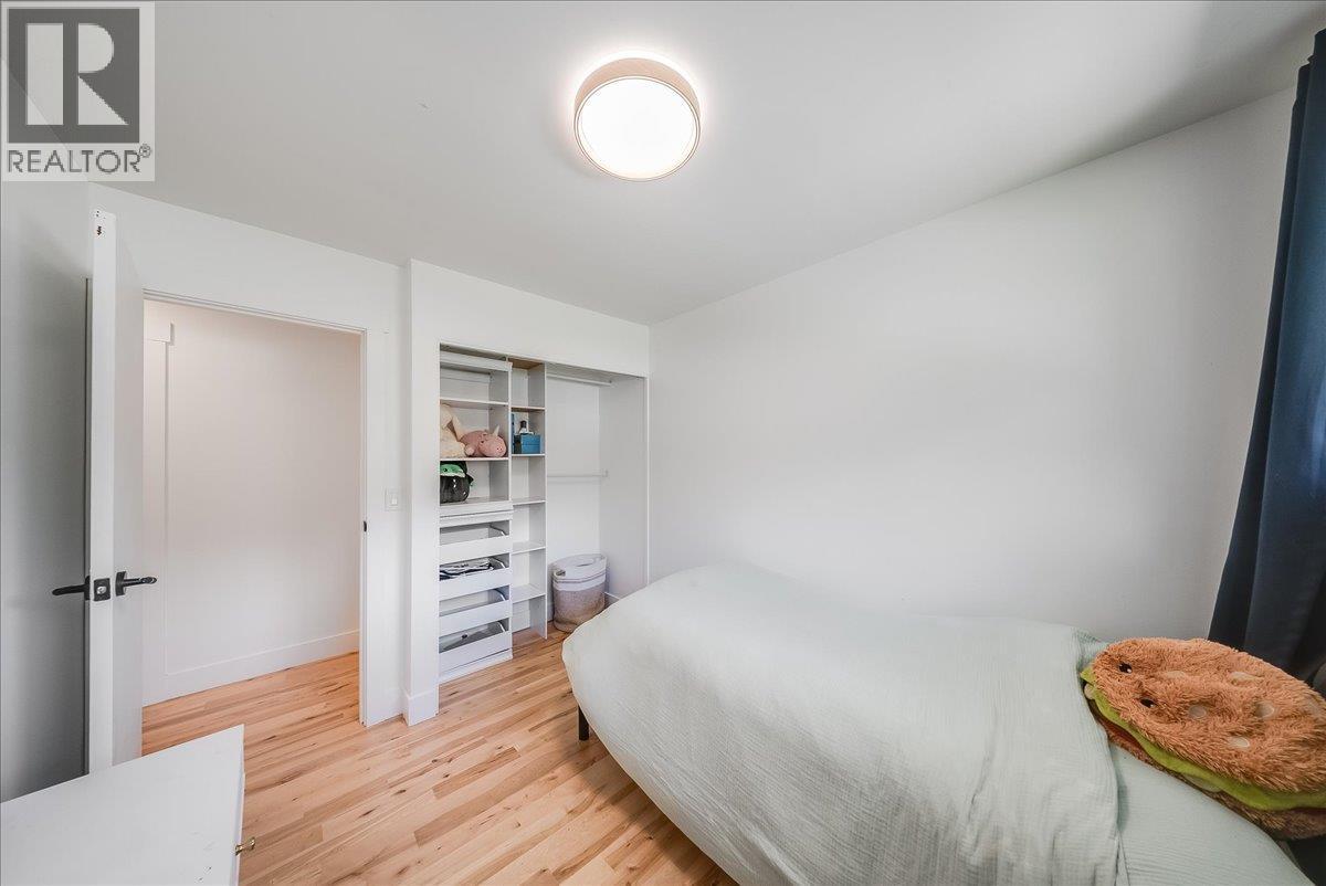 2108 Third Avenue Property Photo 22