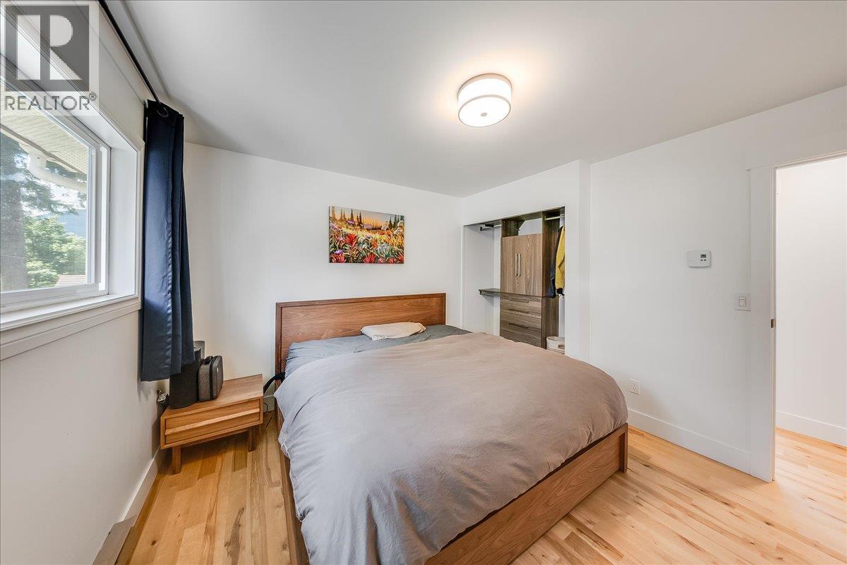 2108 Third Avenue Property Photo 25