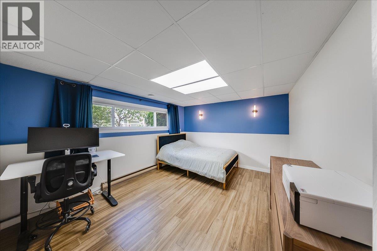 2108 Third Avenue Property Photo 28