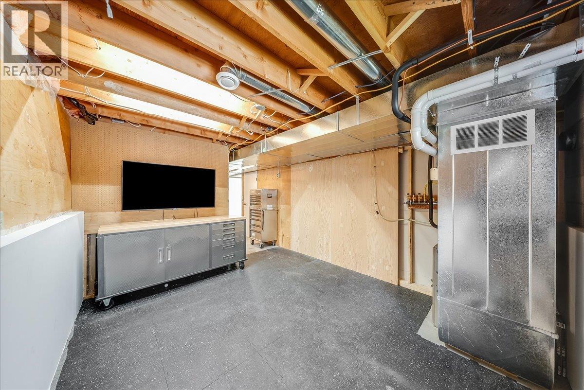 2108 Third Avenue Property Photo 31