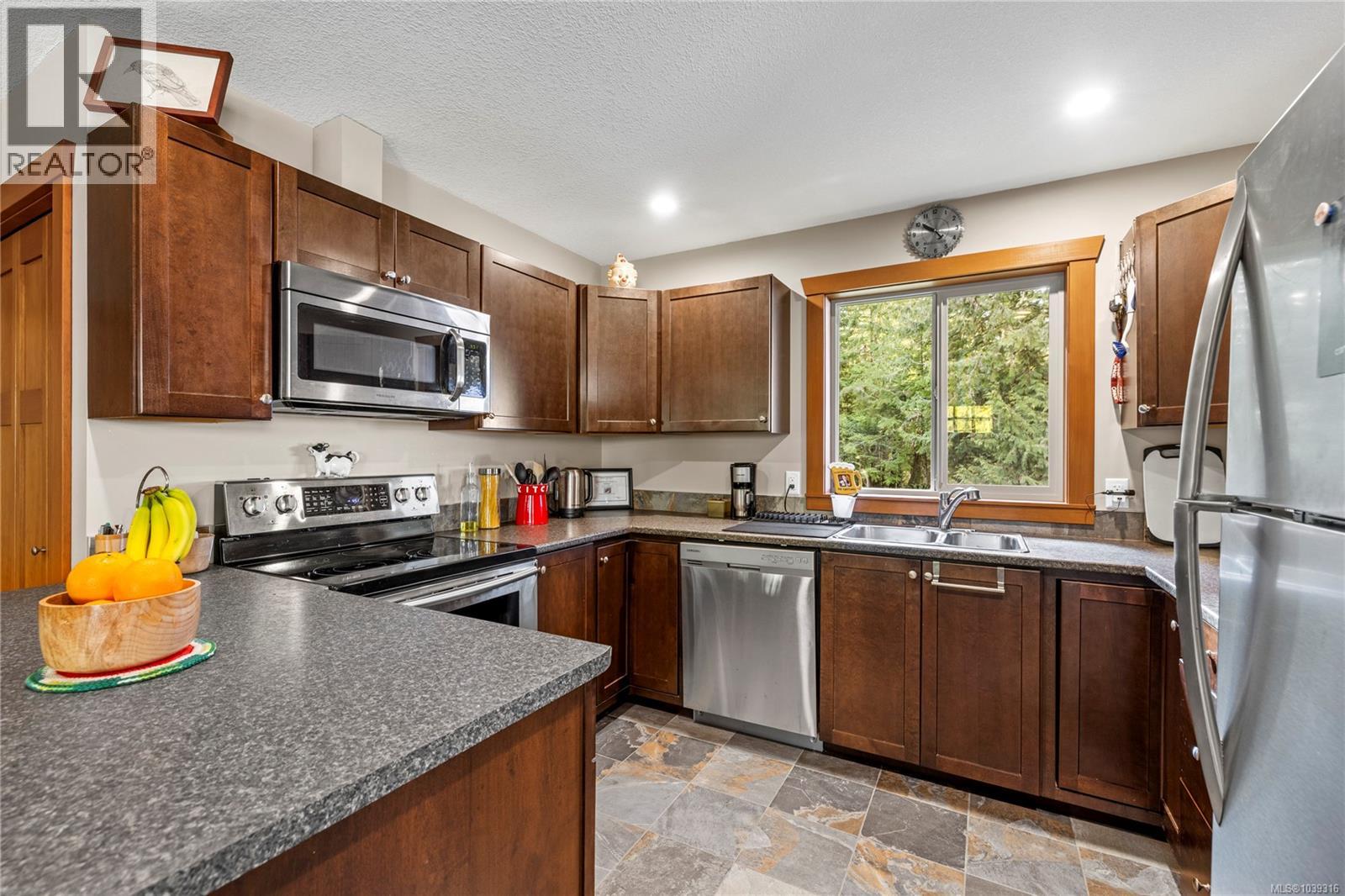 13475 Cedar Rd Property Photo 15