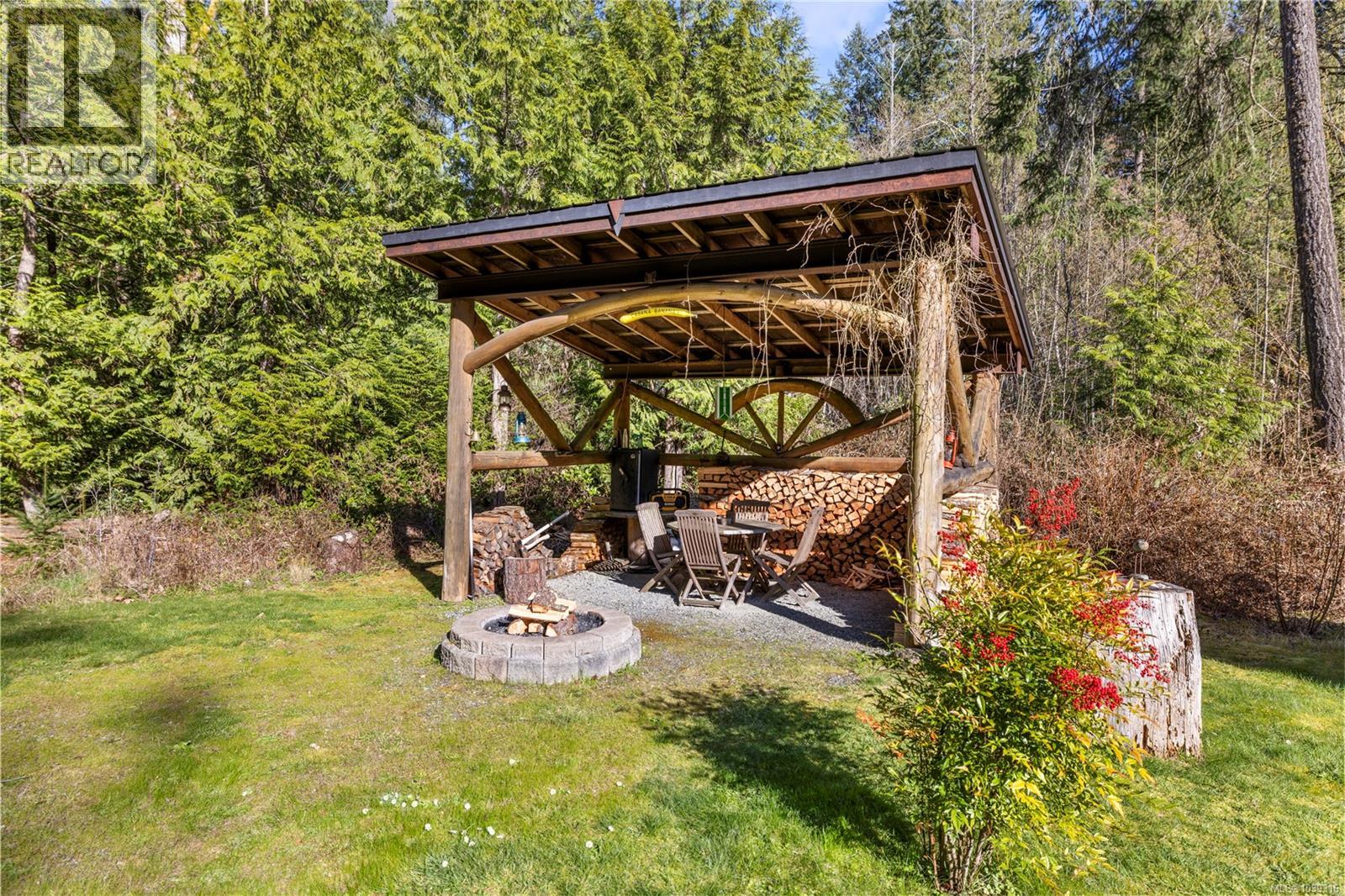 13475 Cedar Rd Property Photo 21