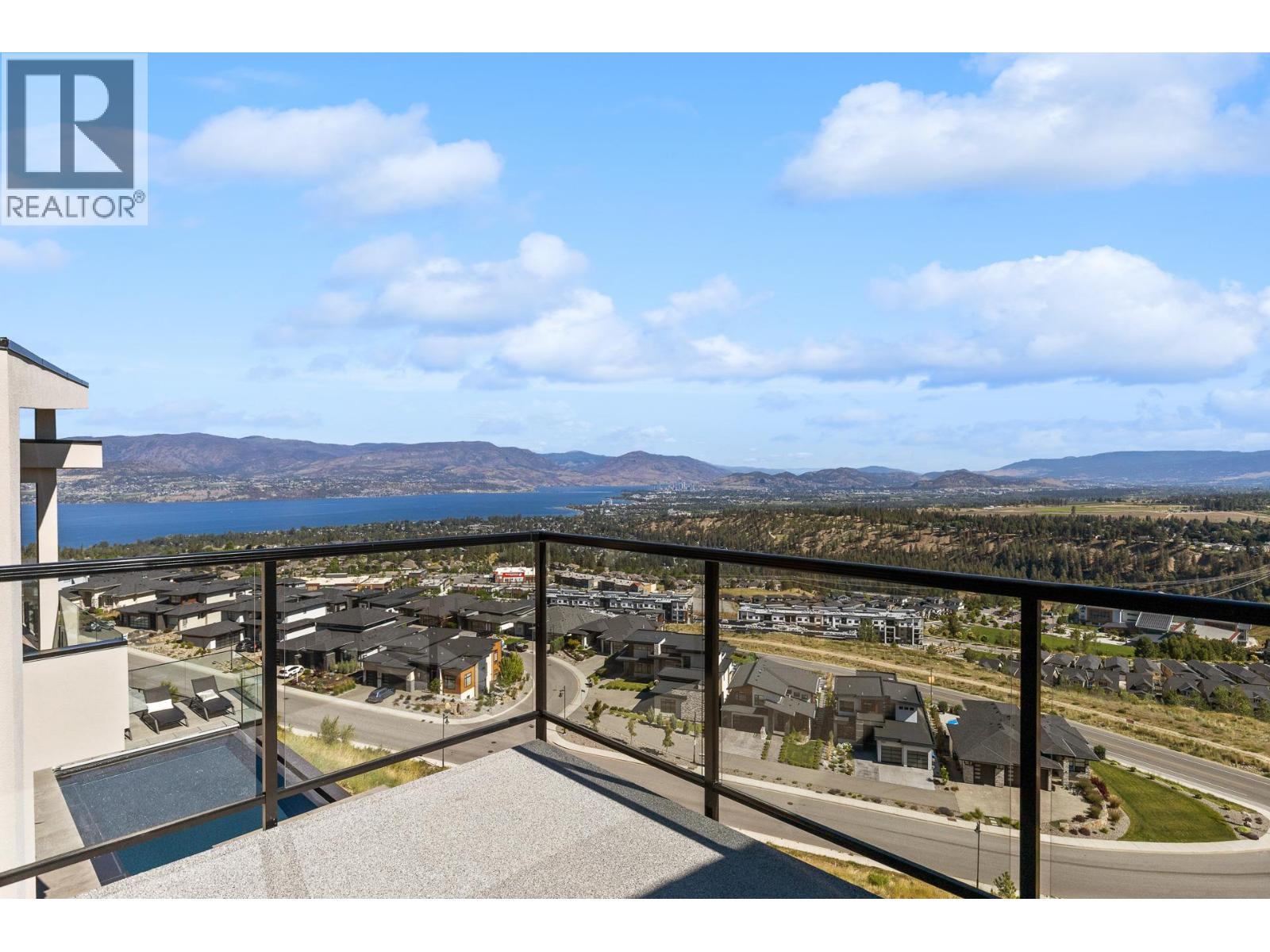 1042 Emslie Street Property Photo 46