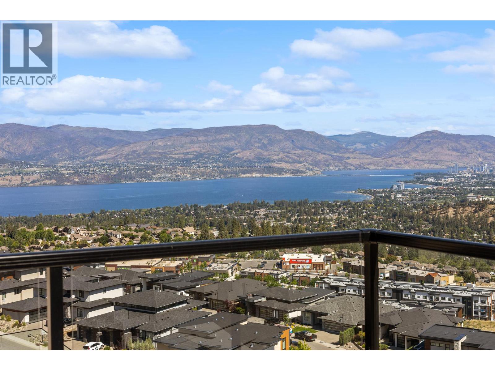 1042 Emslie Street Property Photo 48